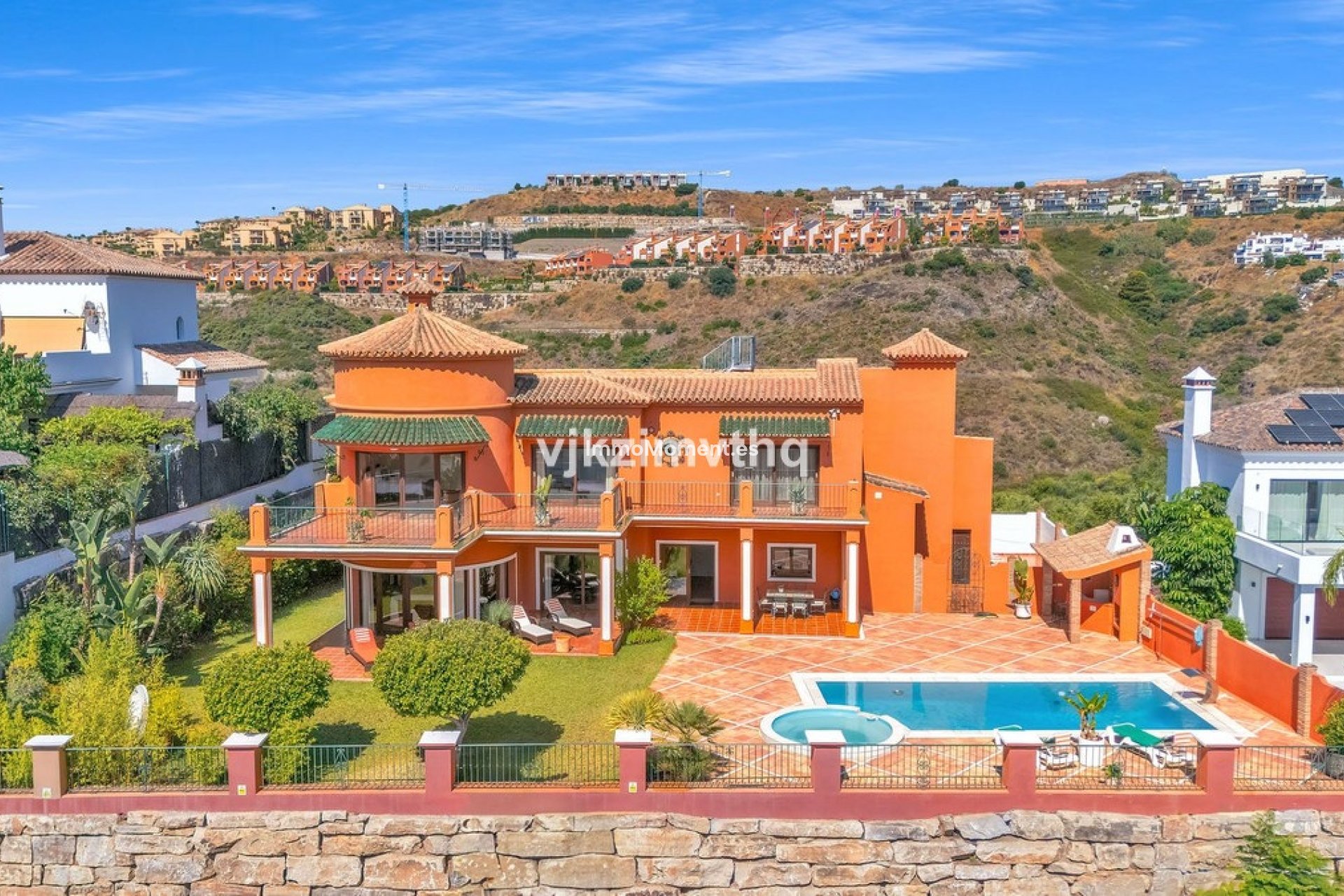 Resale - Villa - Benahavís - Benahavís Centro