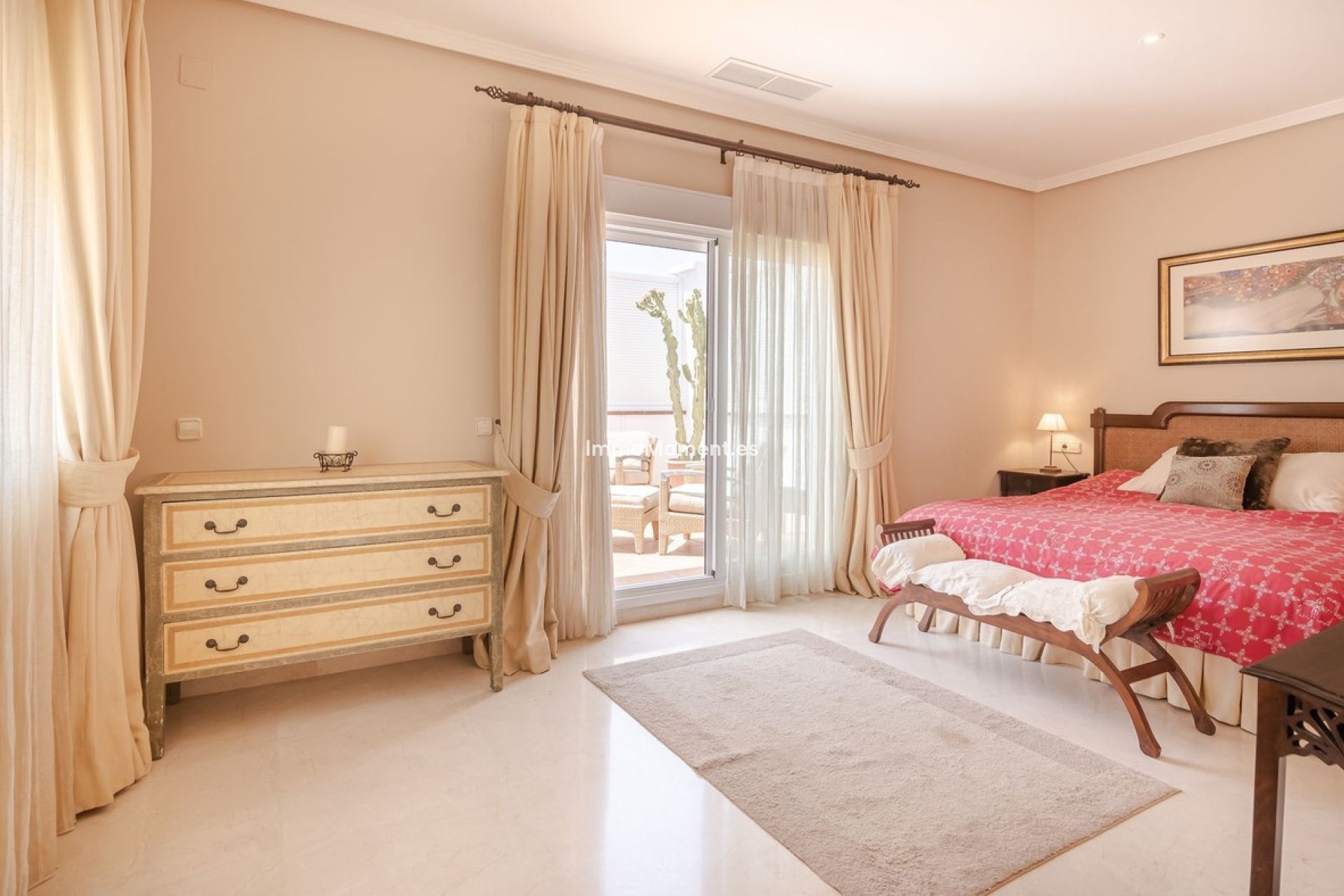 Resale - Villa - Benahavís - Benahavís Centro