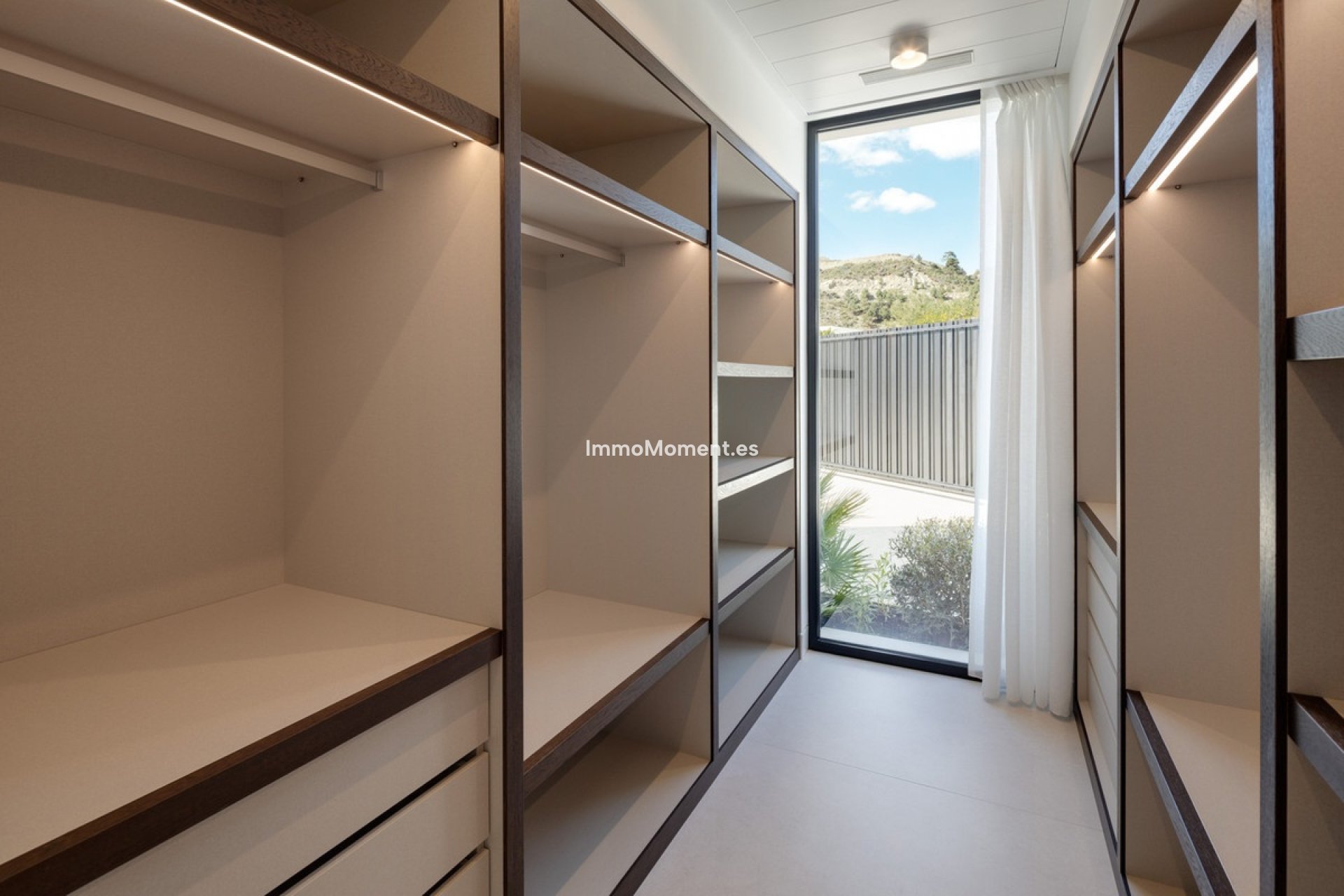 Resale - Villa - Benahavís - Benahavís Centro