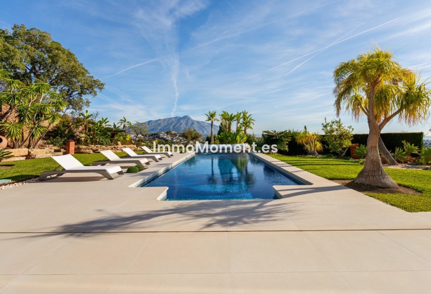 Resale - Villa - Benahavís - Benahavís Centro