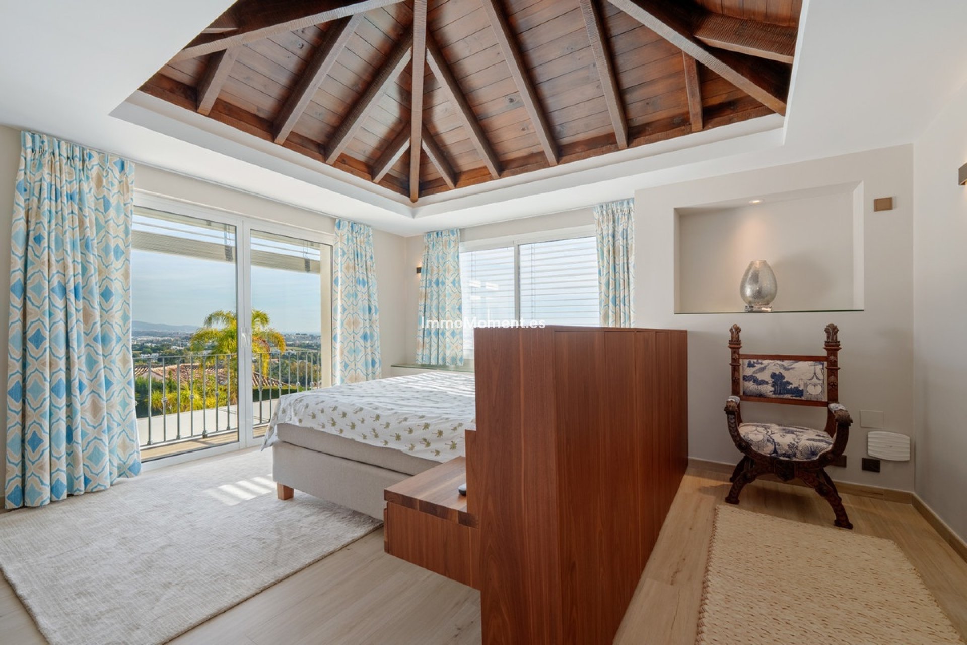 Resale - Villa - Benahavís - Benahavís Centro