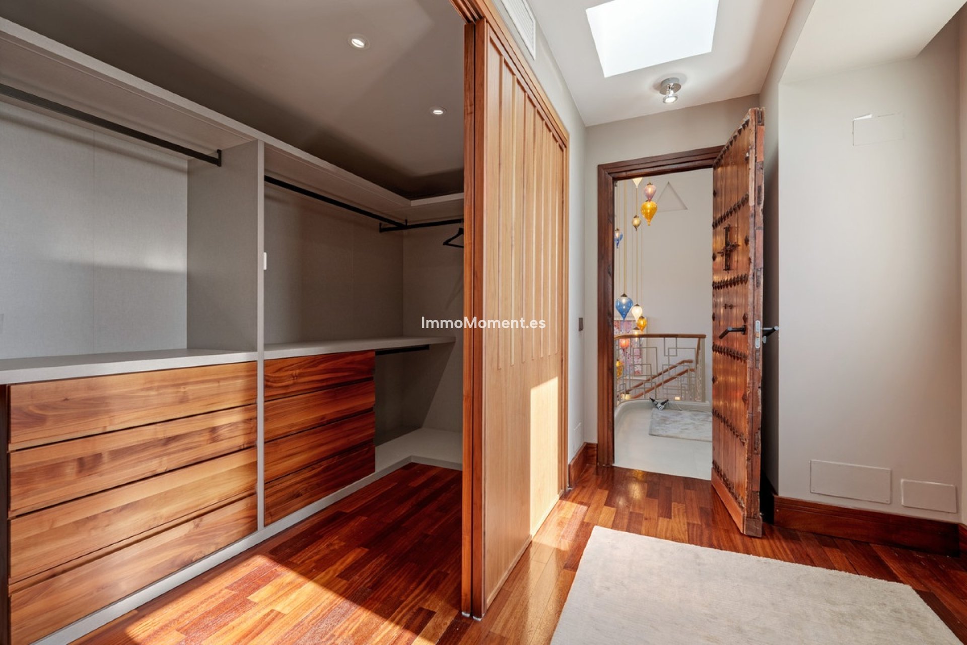 Resale - Villa - Benahavís - Benahavís Centro