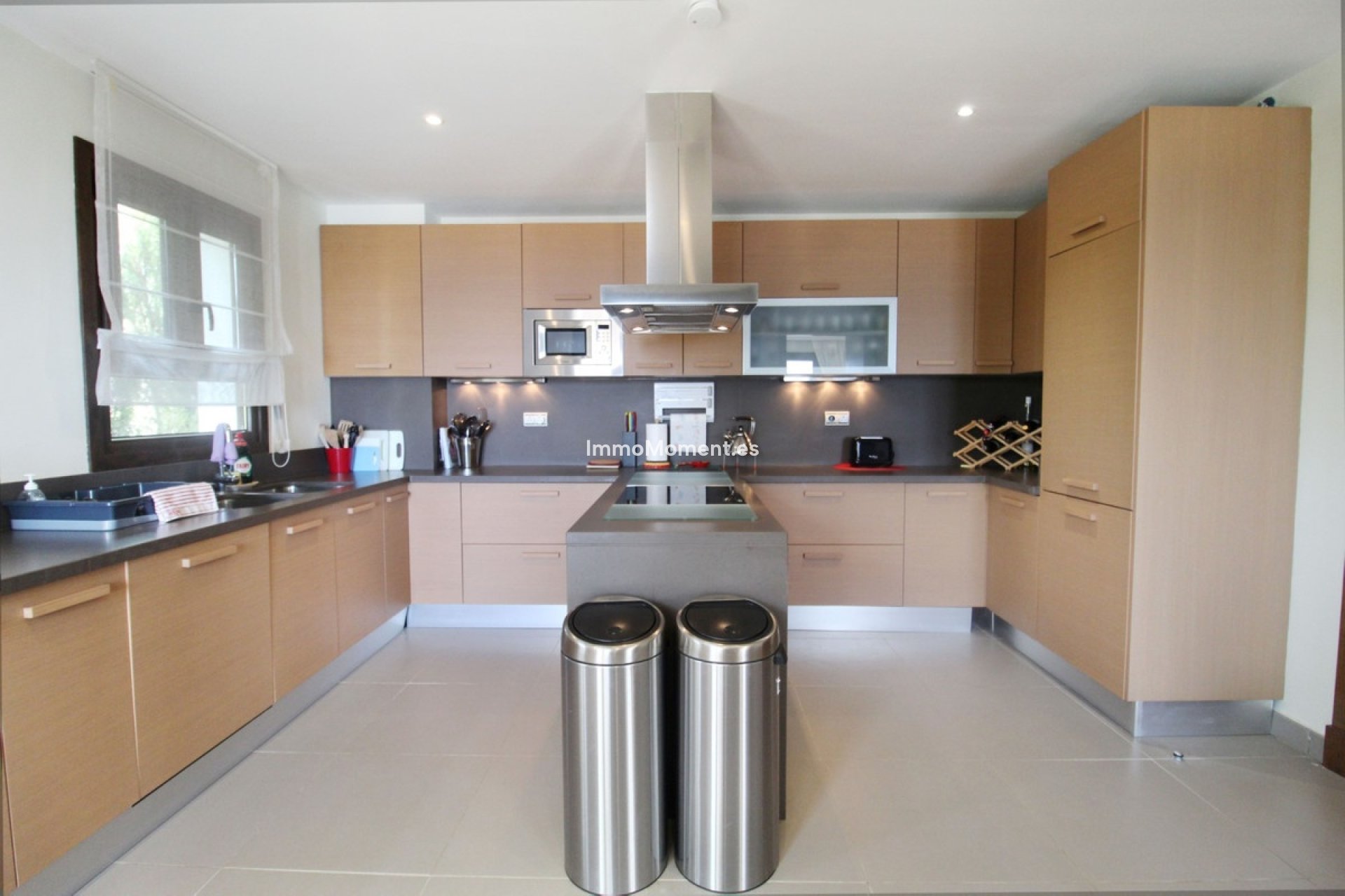 Resale - Villa - Benahavís - Benahavís Centro