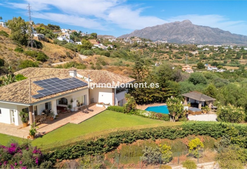 Resale - Villa - Benahavís - Benahavís Centro