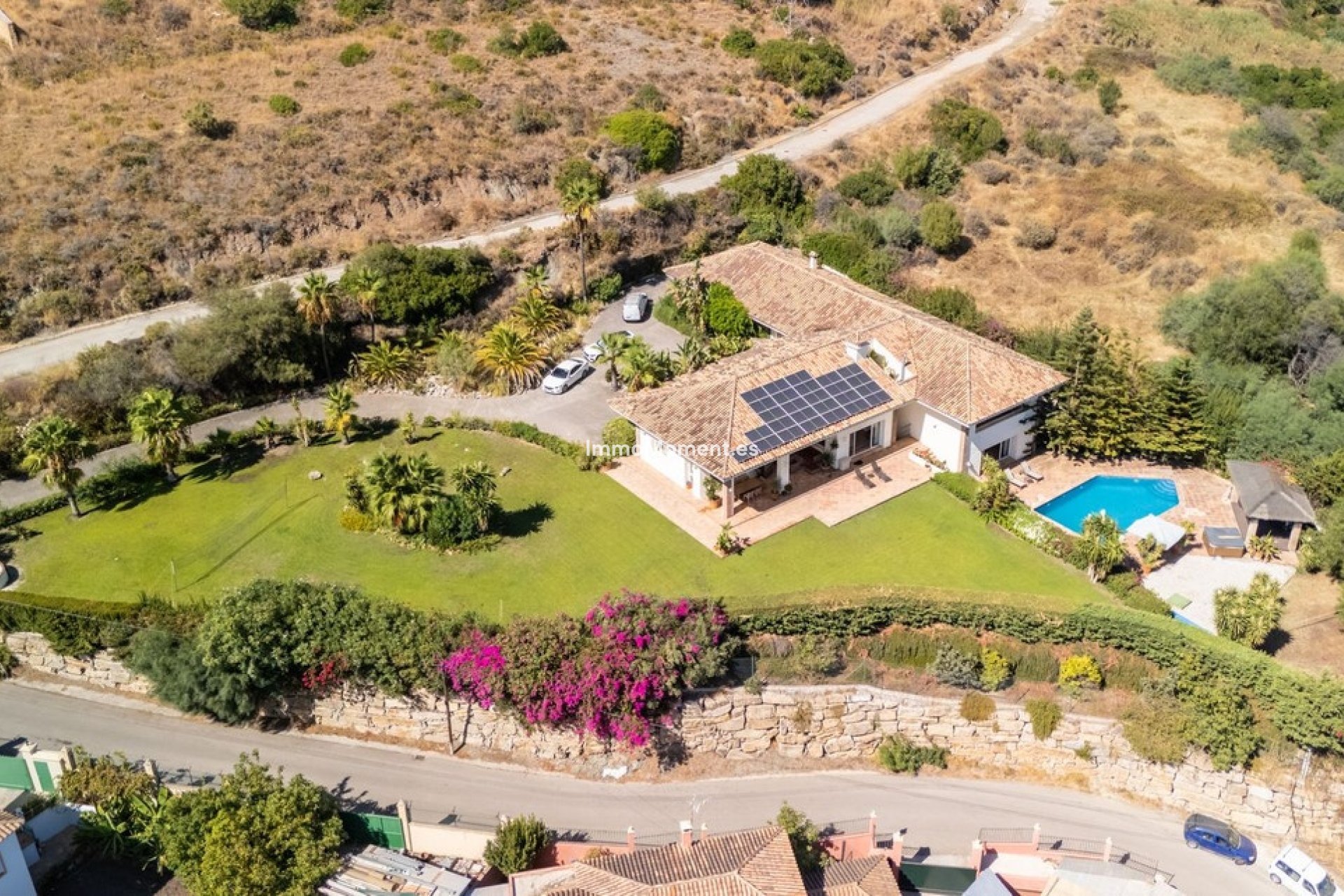 Resale - Villa - Benahavís - Benahavís Centro