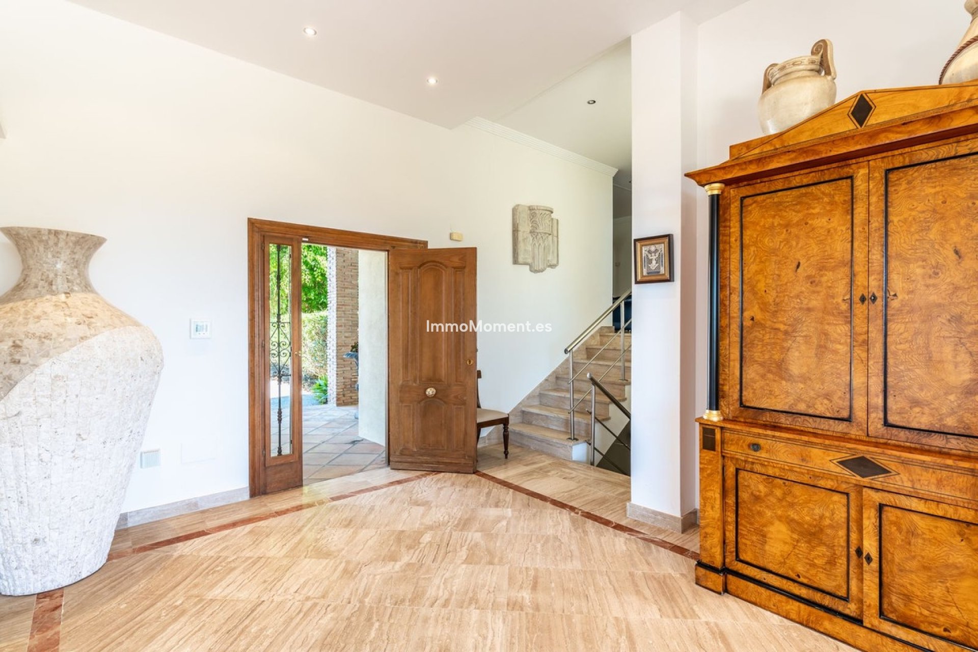 Resale - Villa - Benahavís - Benahavís Centro