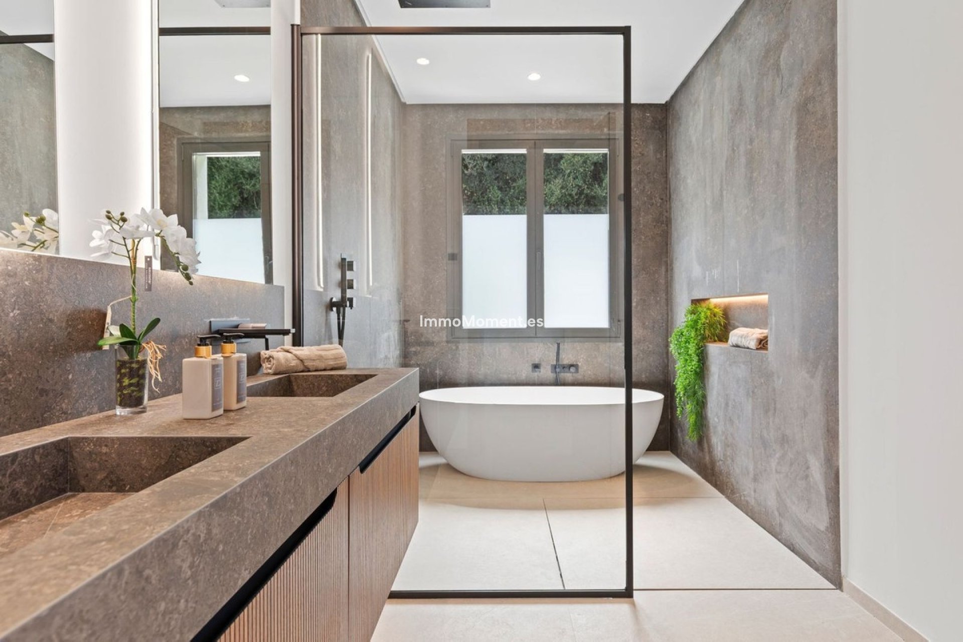 Resale - Villa - Benahavís - Benahavís Centro