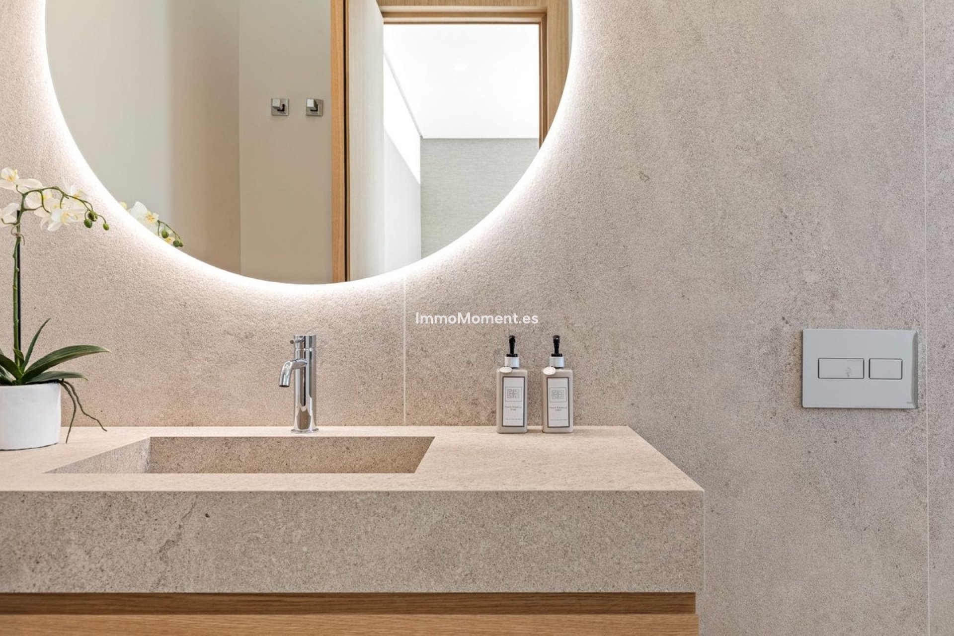 Resale - Villa - Benahavís - Benahavís Centro