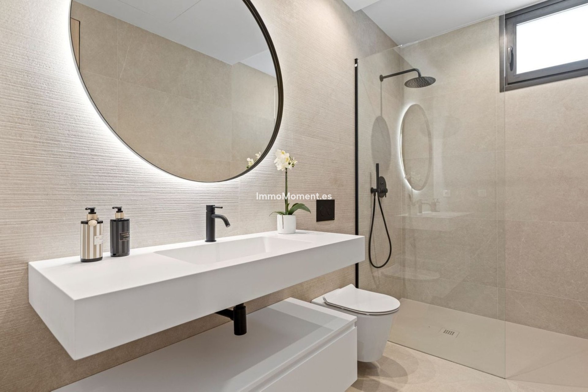 Resale - Villa - Benahavís - Benahavís Centro