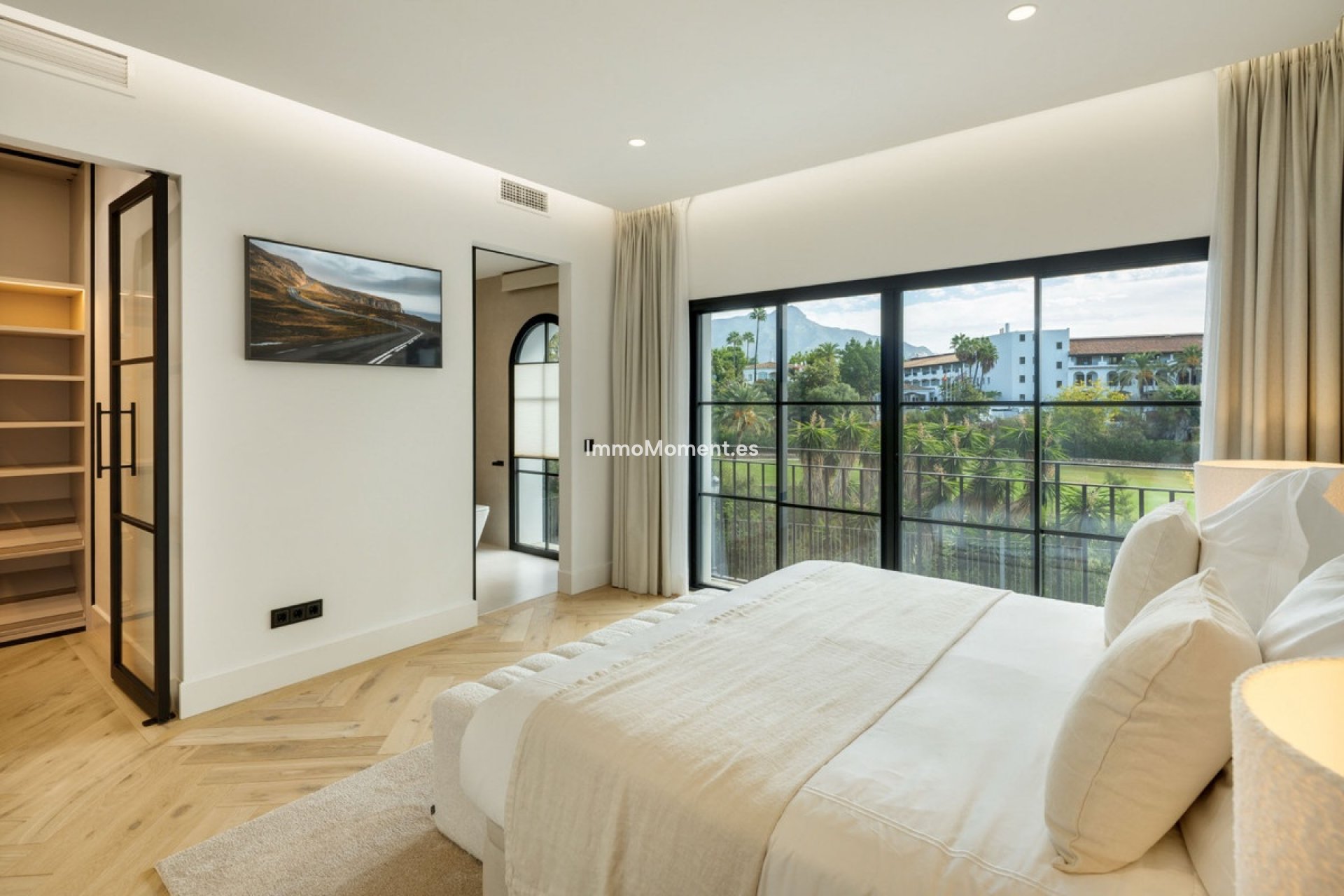 Resale - Villa - Benahavís - Benahavís Centro