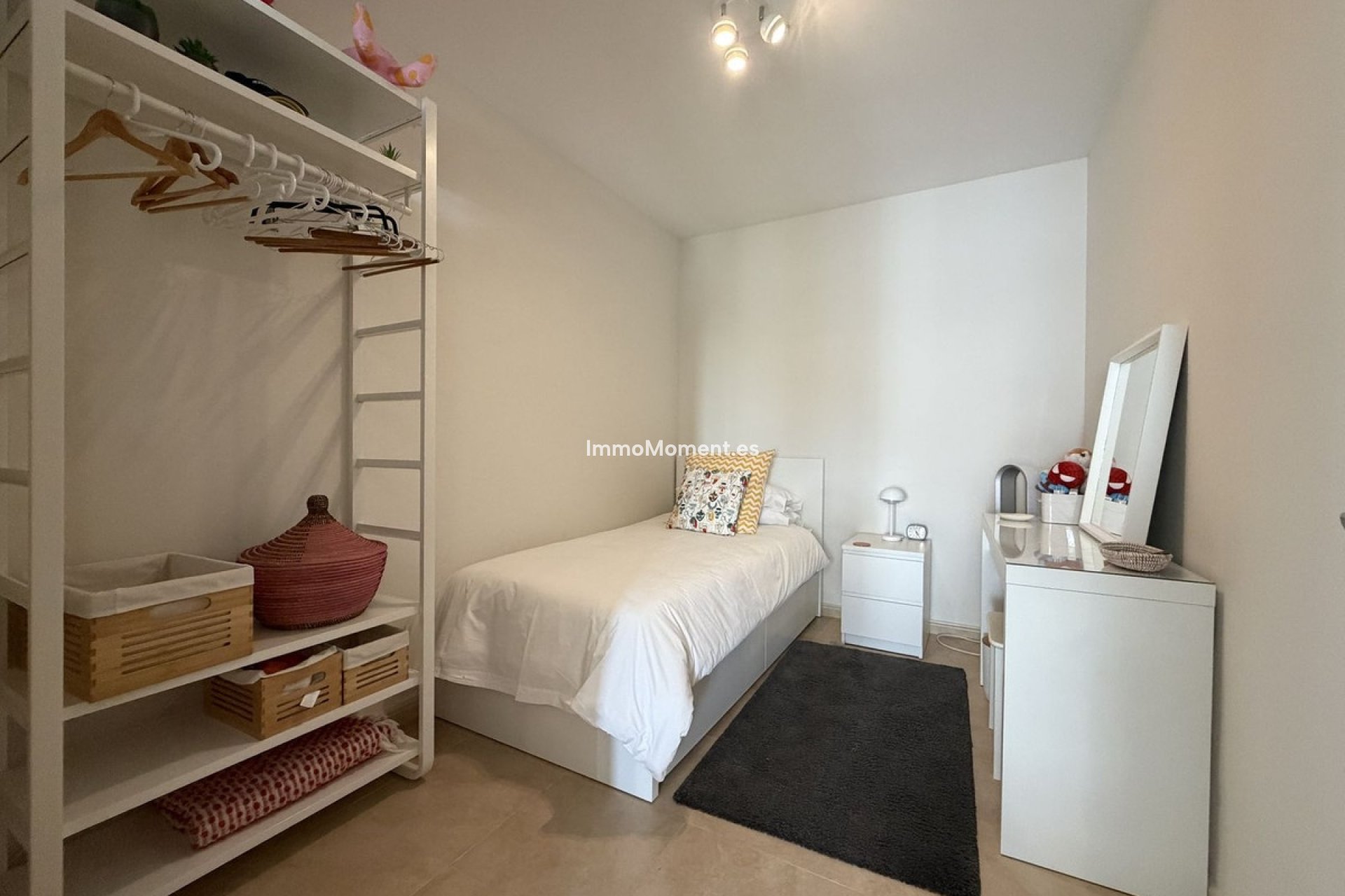 Resale - Villa - Benahavís - Benahavís Centro