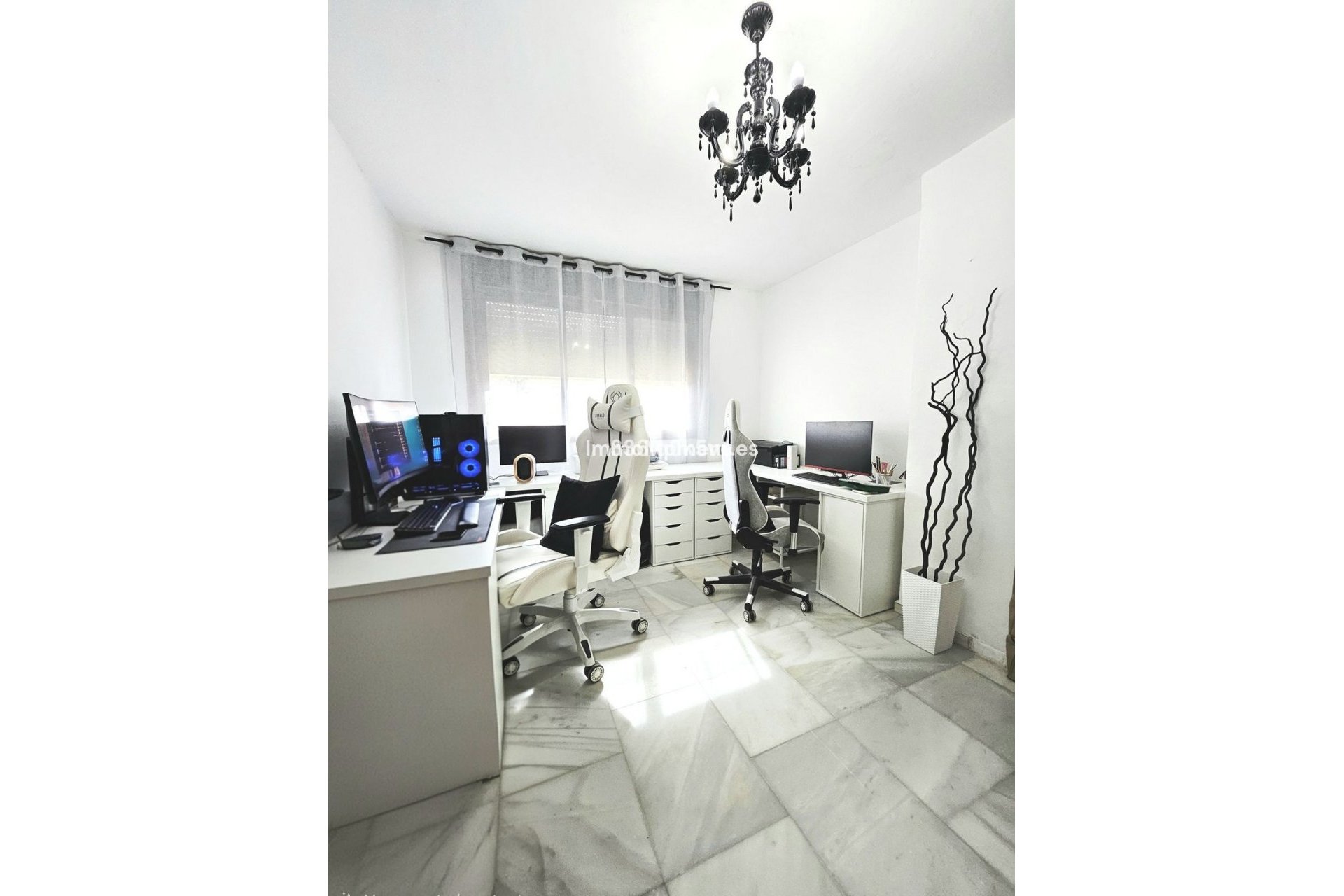 Resale - Villa - Benahavís - Benahavís Centro