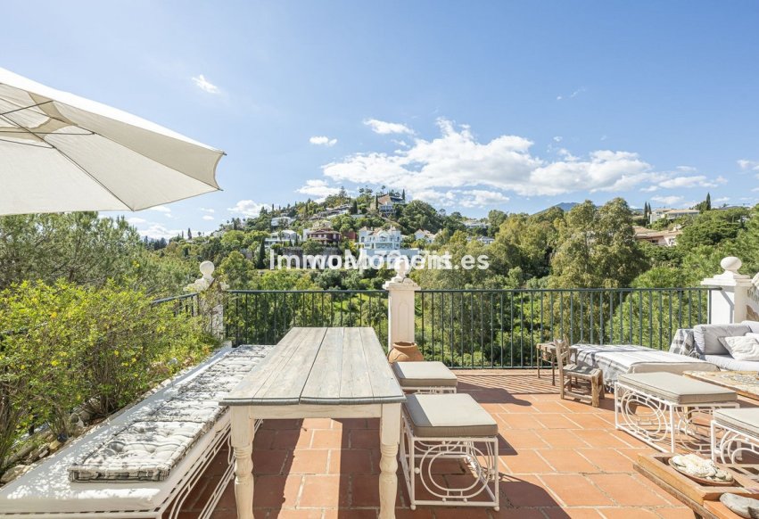 Resale - Villa - Benahavís - Benahavís Centro