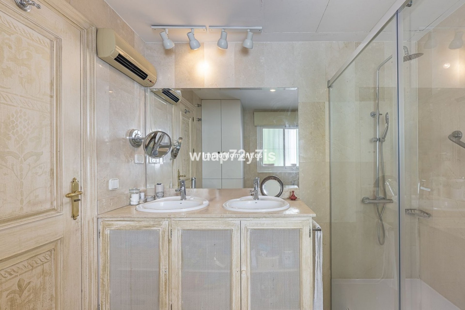 Resale - Villa - Benahavís - Benahavís Centro