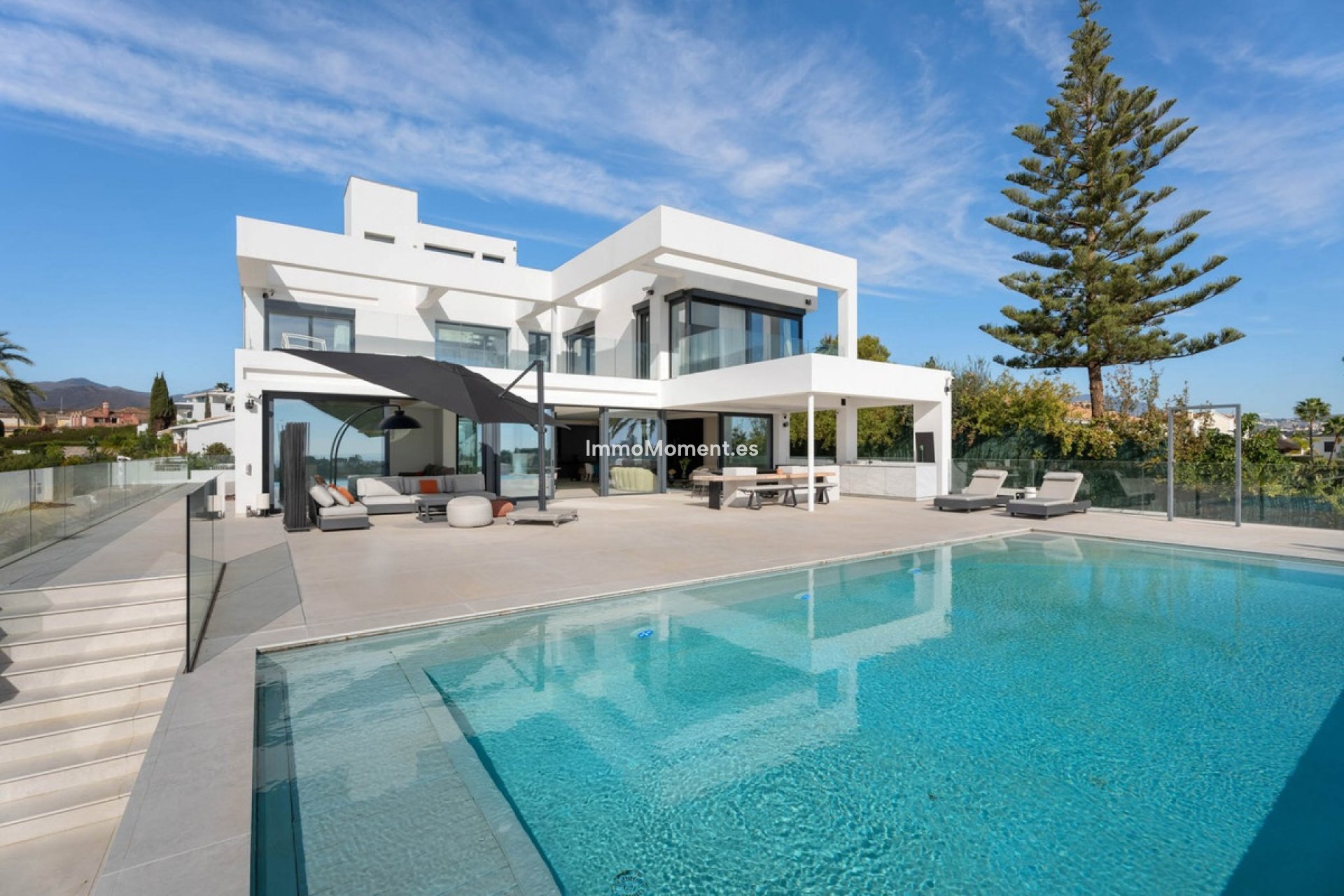 Resale - Villa - Benahavís - Benahavís Centro