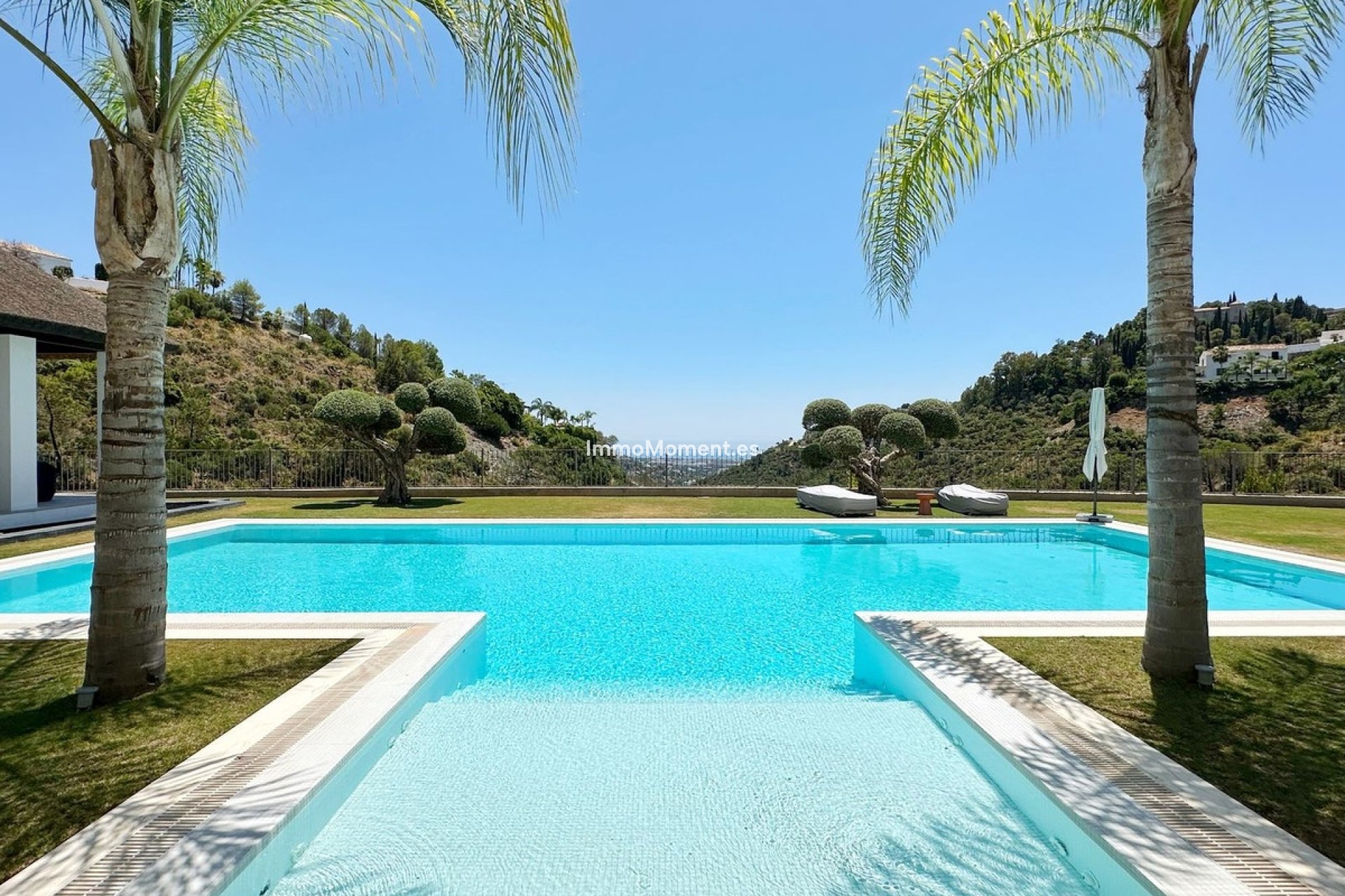 Resale - Villa - Benahavís - El Madroñal