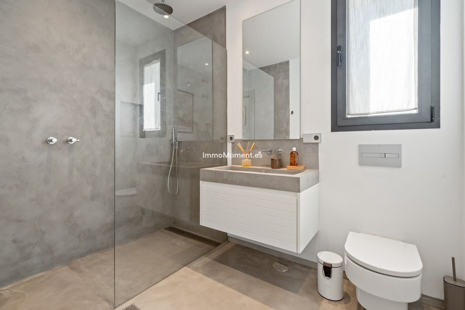 Resale - Villa - Benahavís - El Madroñal