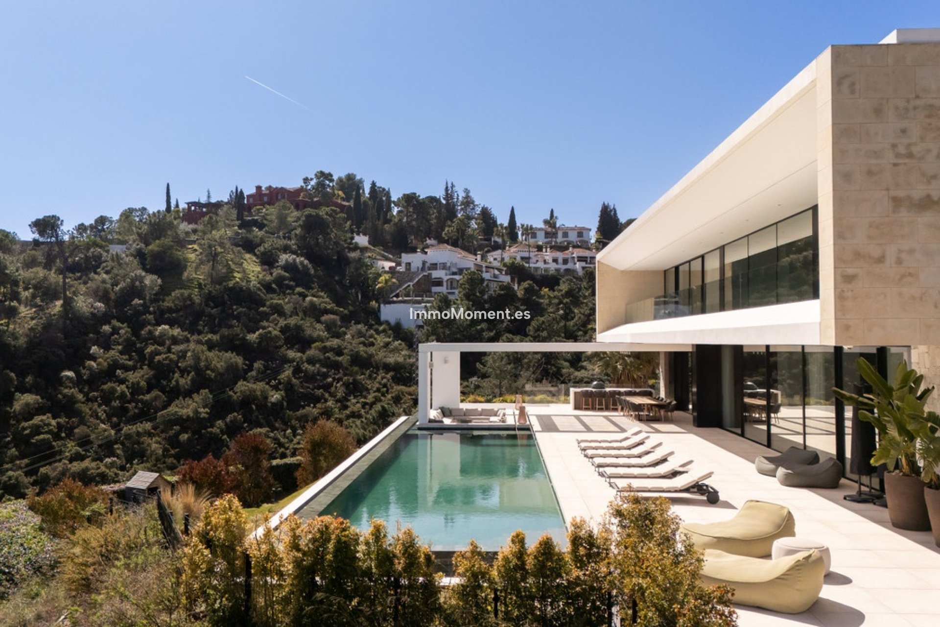 Resale - Villa - Benahavís - El Madroñal