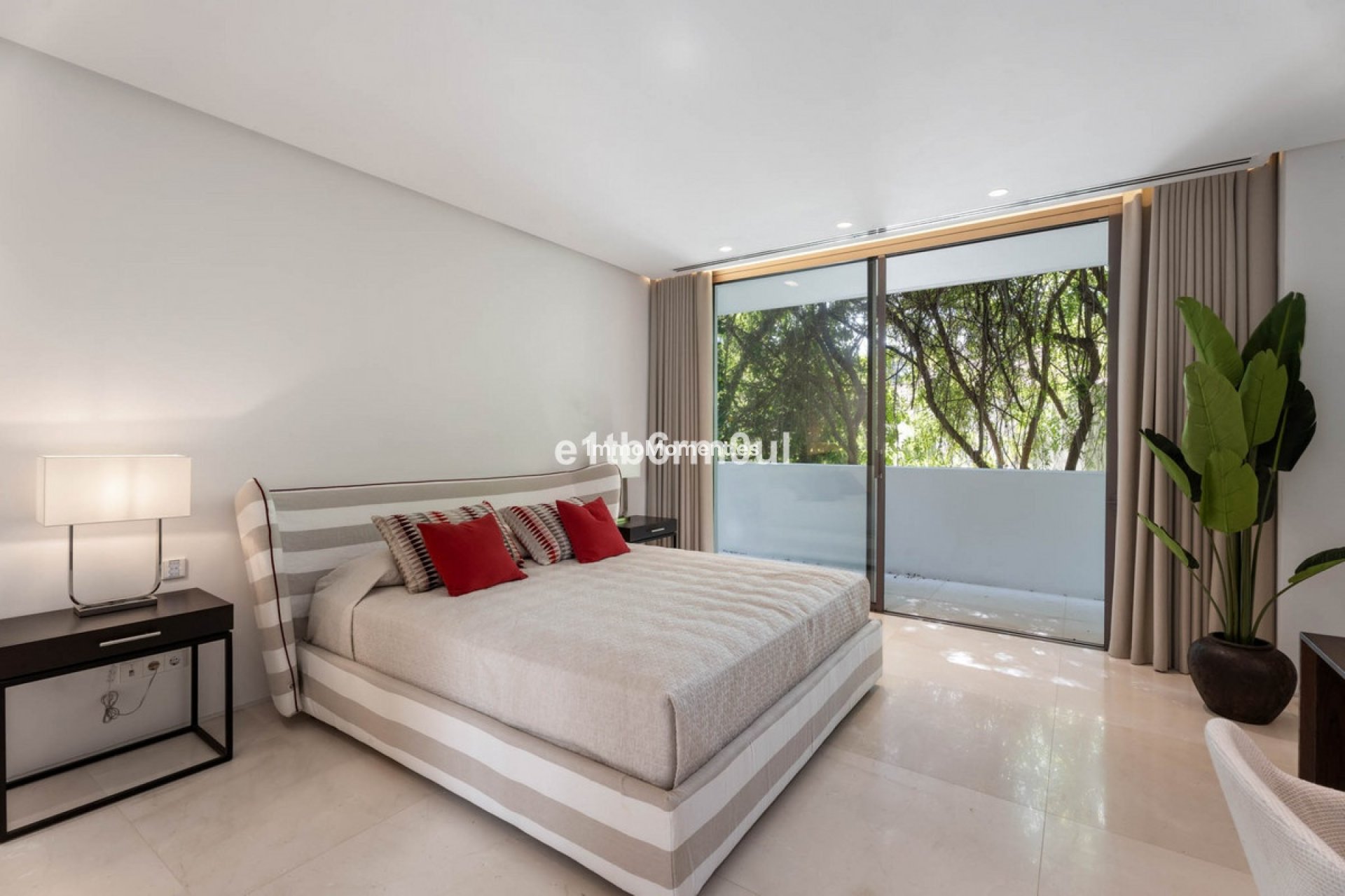 Resale - Villa - Benahavís - La Quinta