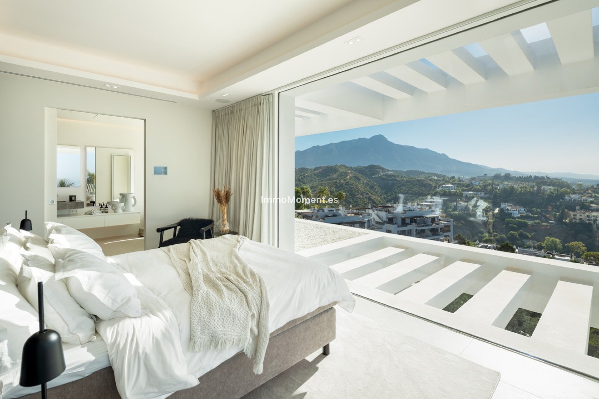 Resale - Villa - Benahavís - La Quinta