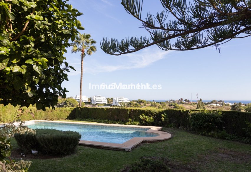 Resale - Villa - Benahavís - La Quinta