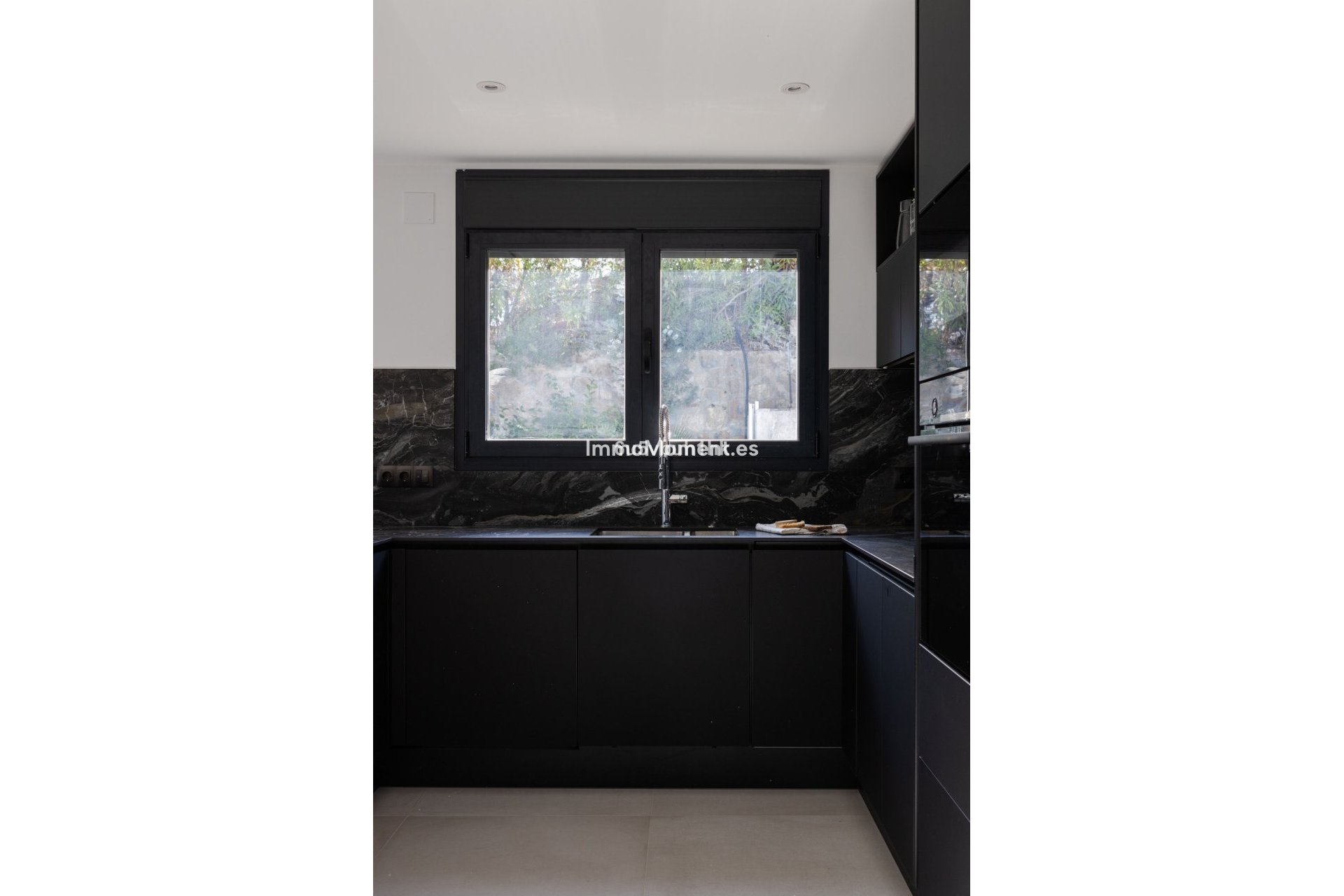 Resale - Villa - Benahavís - La Quinta