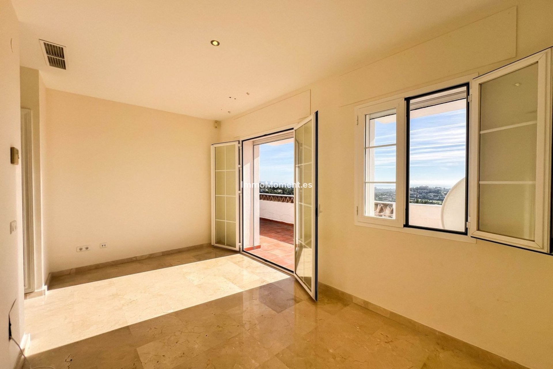 Resale - Villa - Benahavís - La Quinta