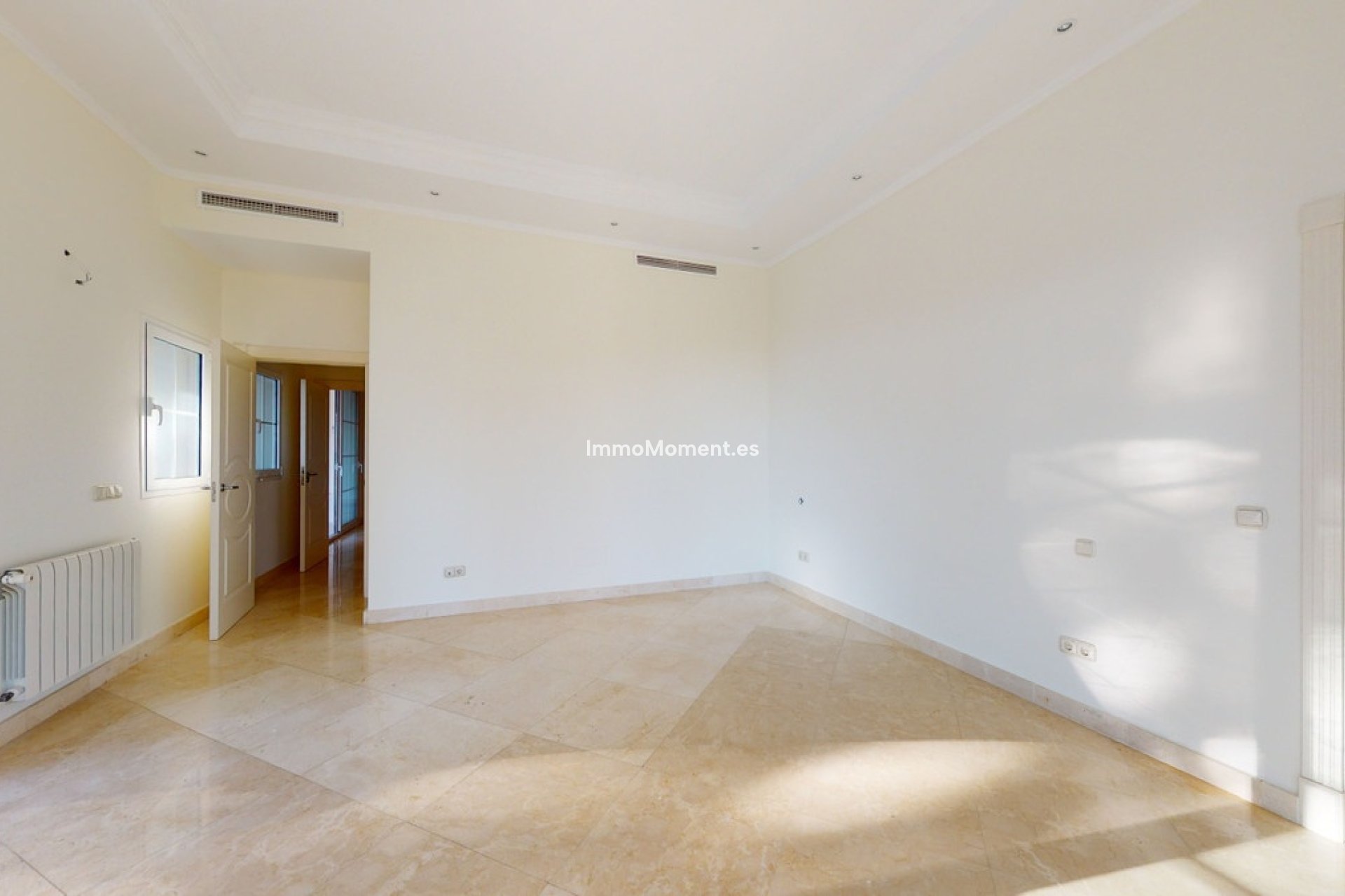 Resale - Villa - Benahavís - Los Arqueros