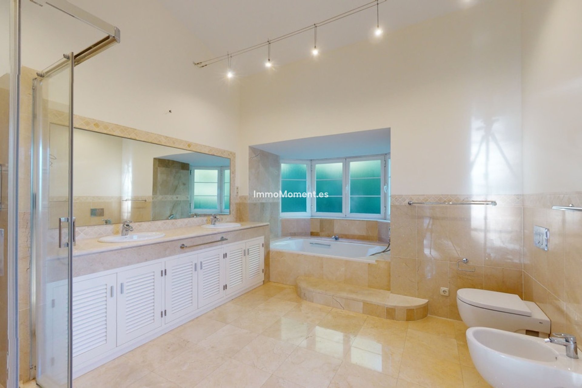 Resale - Villa - Benahavís - Los Arqueros