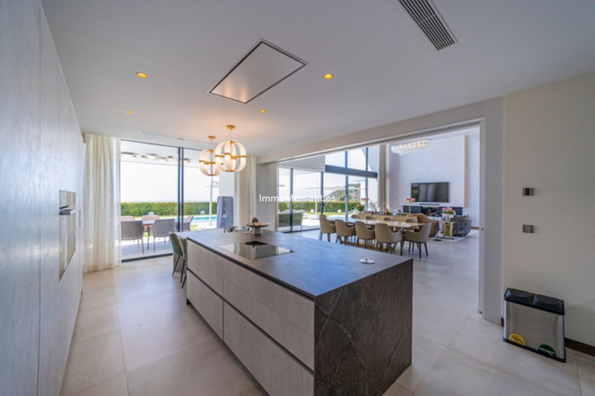 Resale - Villa - Benahavís - Los Arqueros