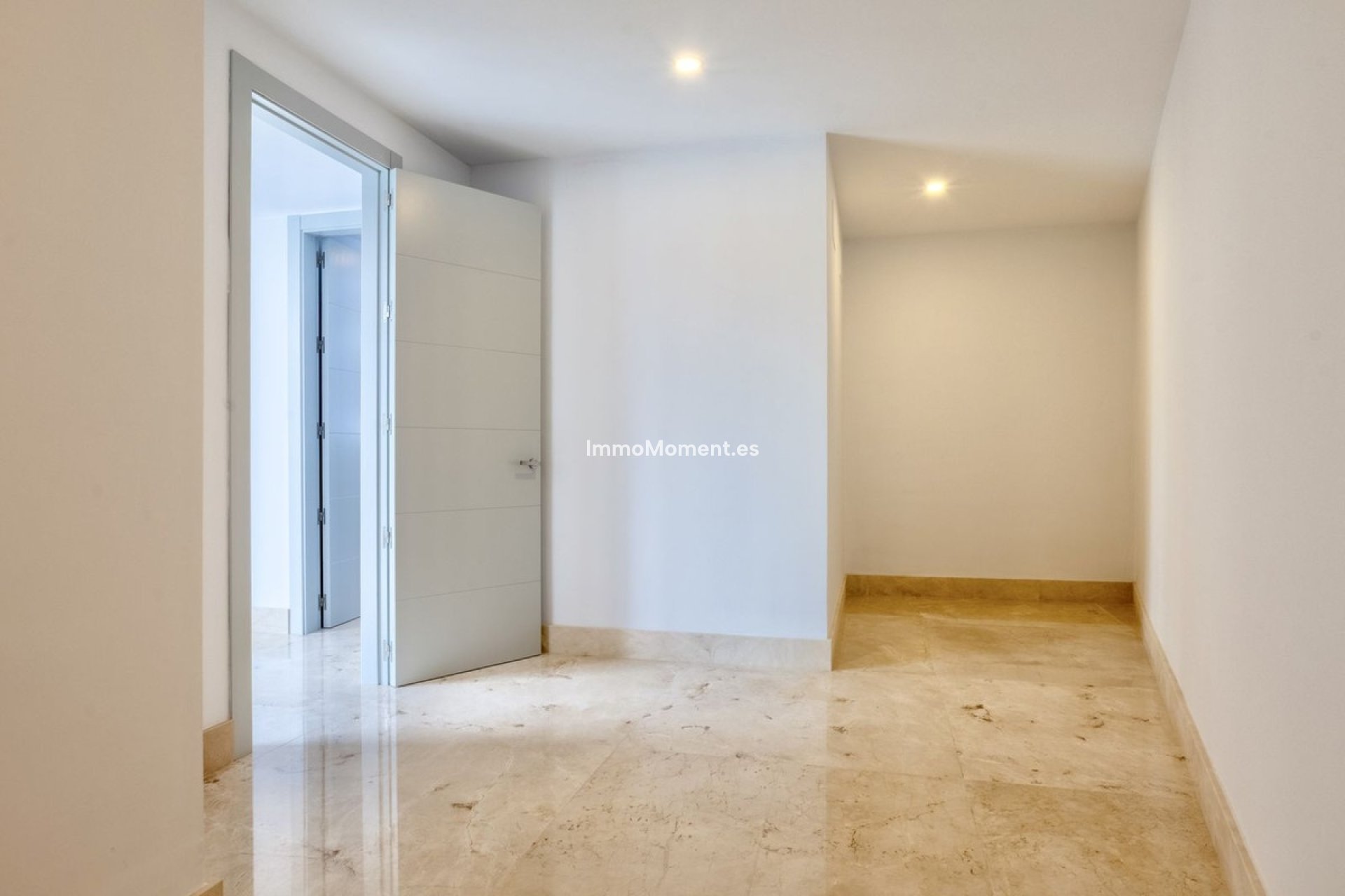 Resale - Villa - Benahavís - Los Arqueros