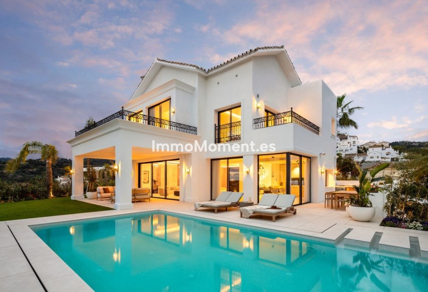 Resale - Villa - Benahavís - Los Arqueros