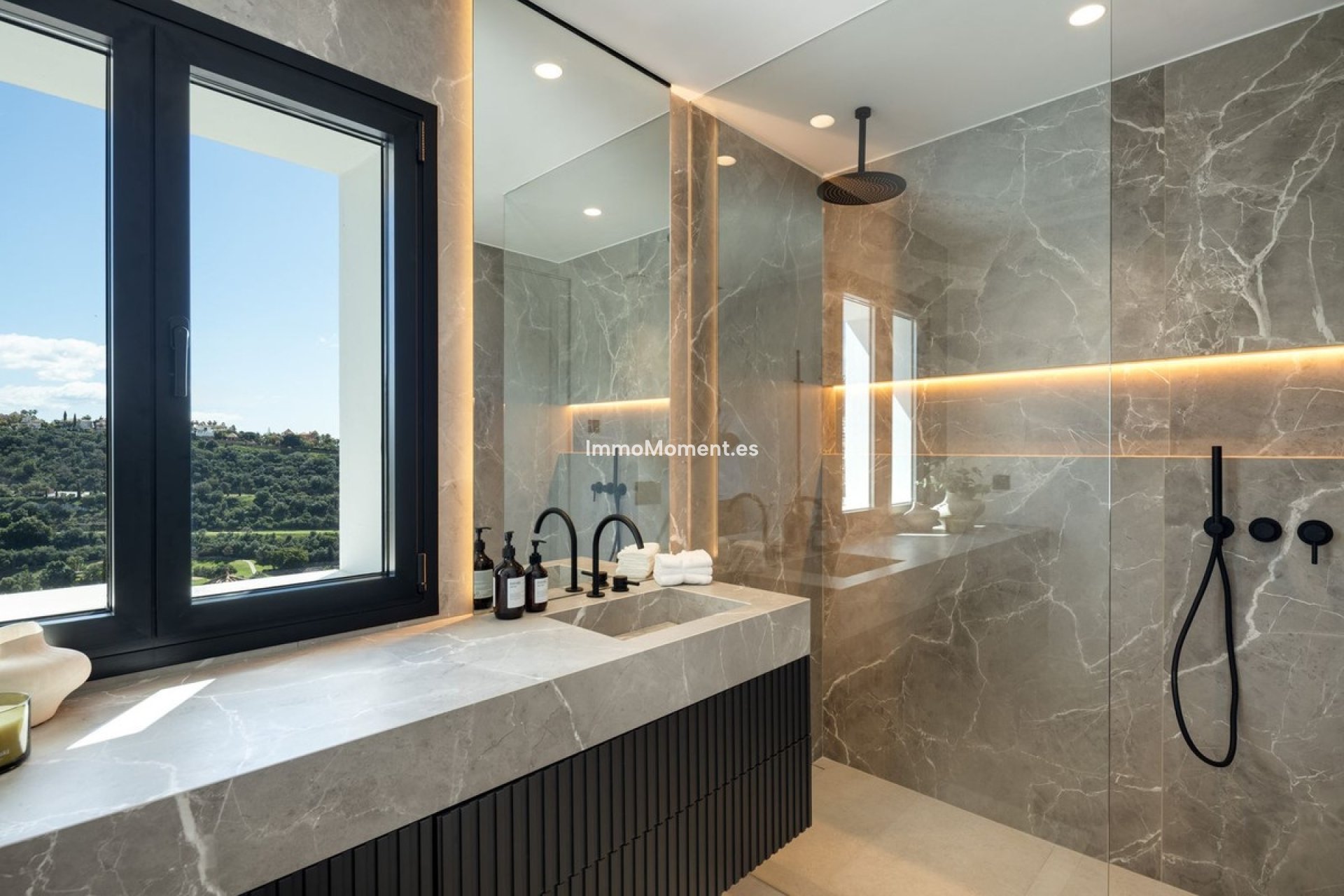 Resale - Villa - Benahavís - Los Arqueros