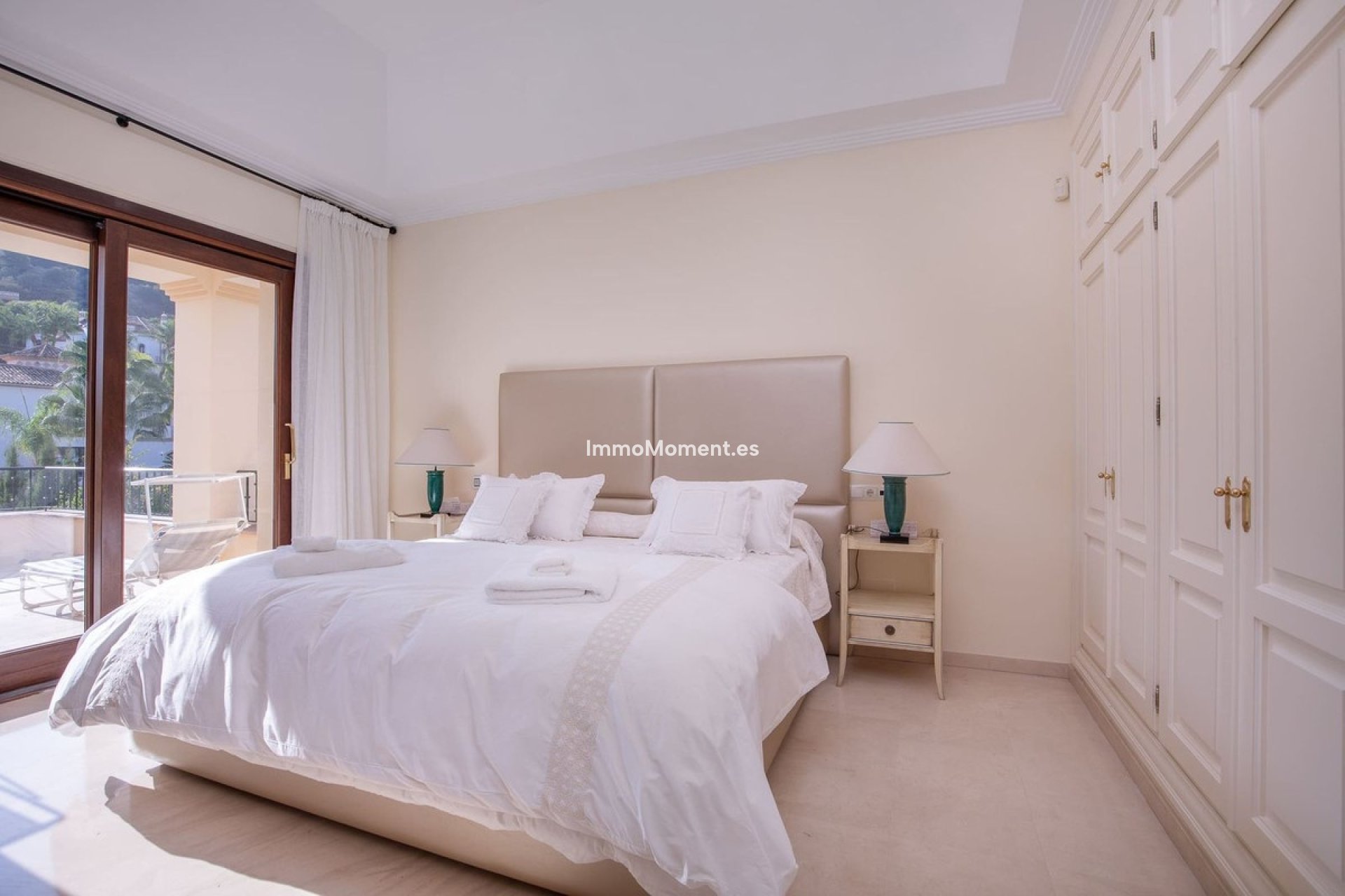 Resale - Villa - Benahavís - Los Arqueros