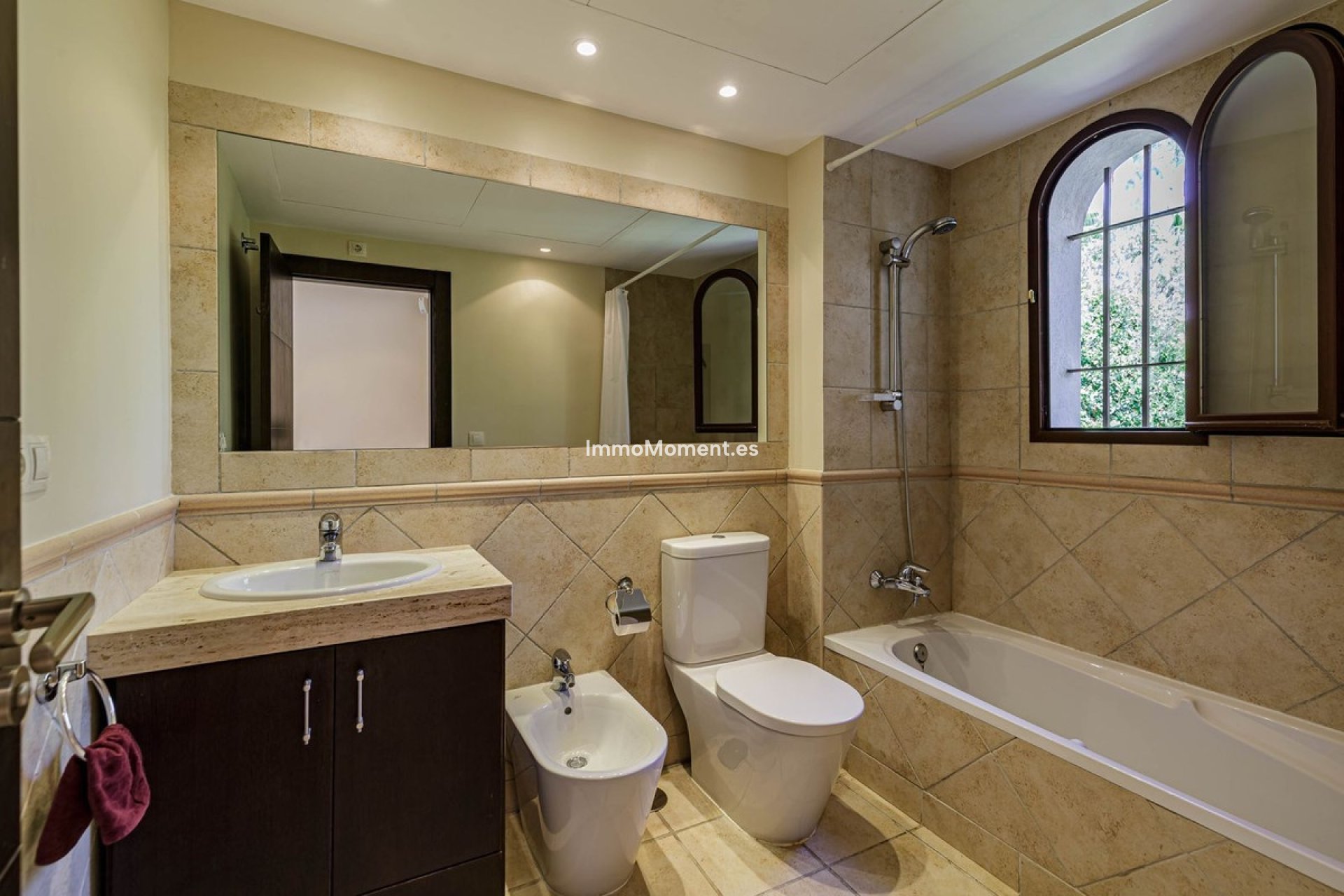 Resale - Villa - Benahavís - Los Arqueros