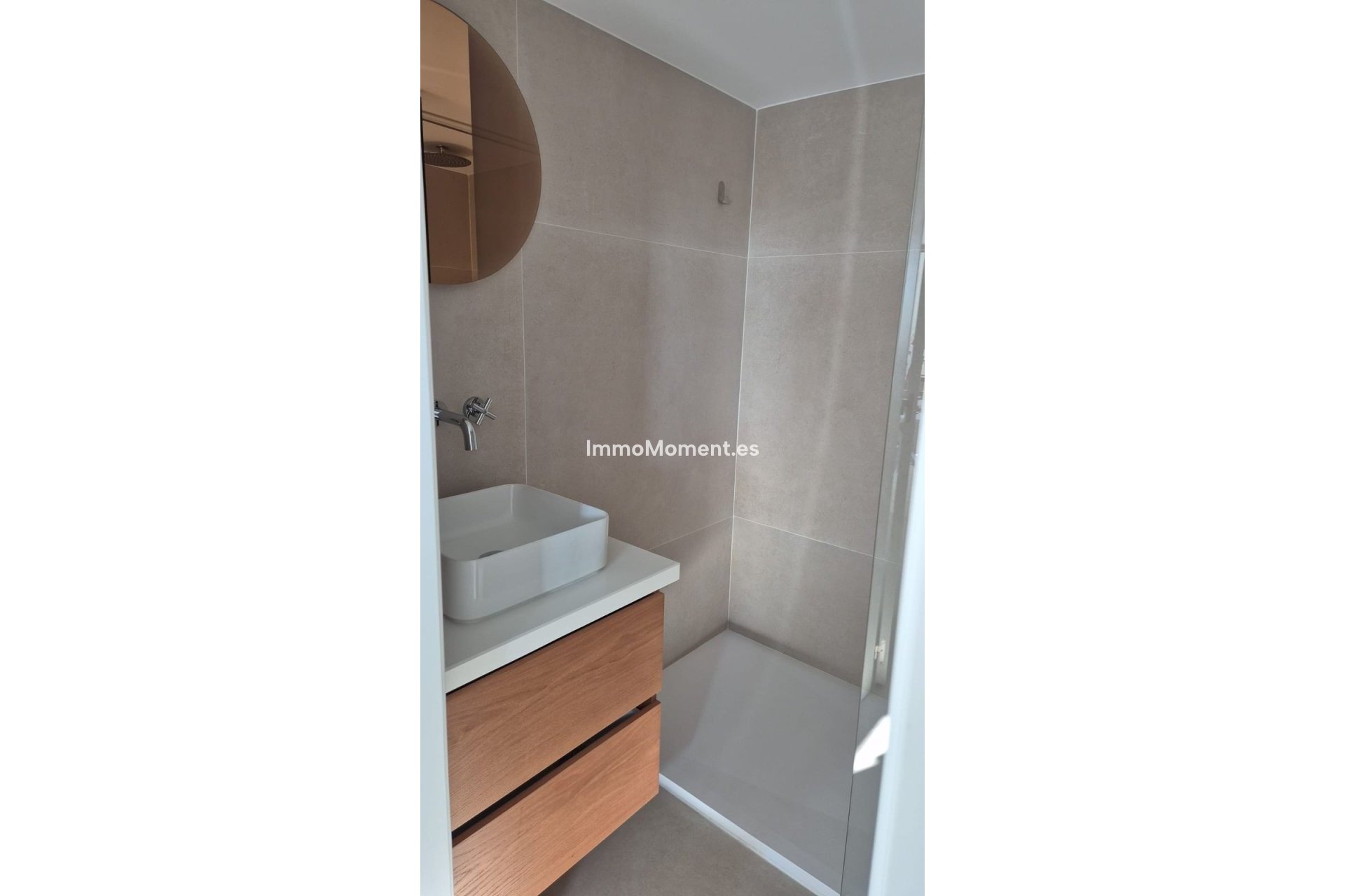 Resale - Villa - Benalmadena - Benalmadena Centro