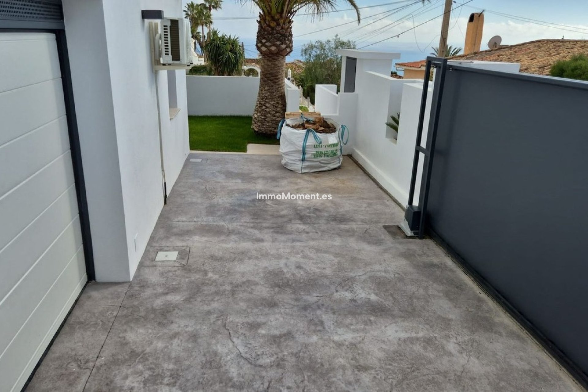 Resale - Villa - Benalmadena - Benalmadena Centro