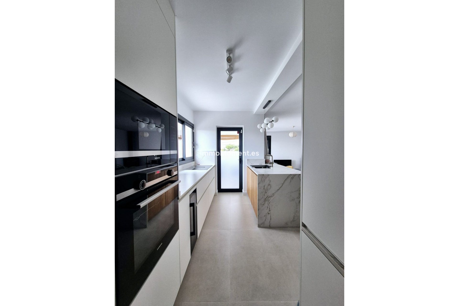 Resale - Villa - Benalmadena - Benalmadena Centro