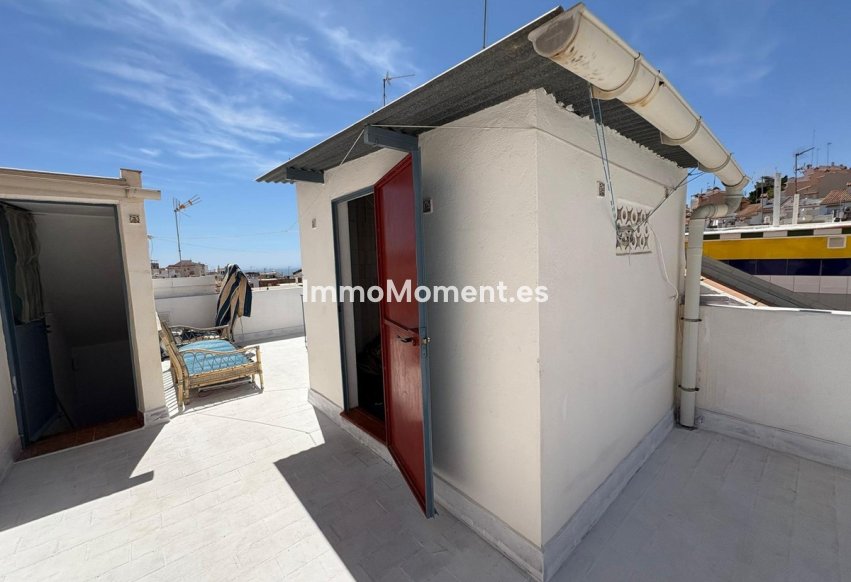 Resale - Villa - Benalmadena - Benalmadena Centro