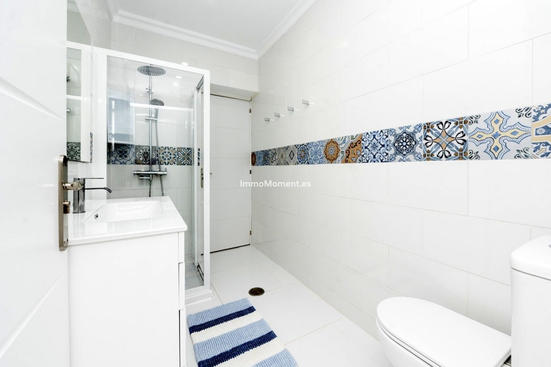 Resale - Villa - Benalmadena - Benalmadena Centro