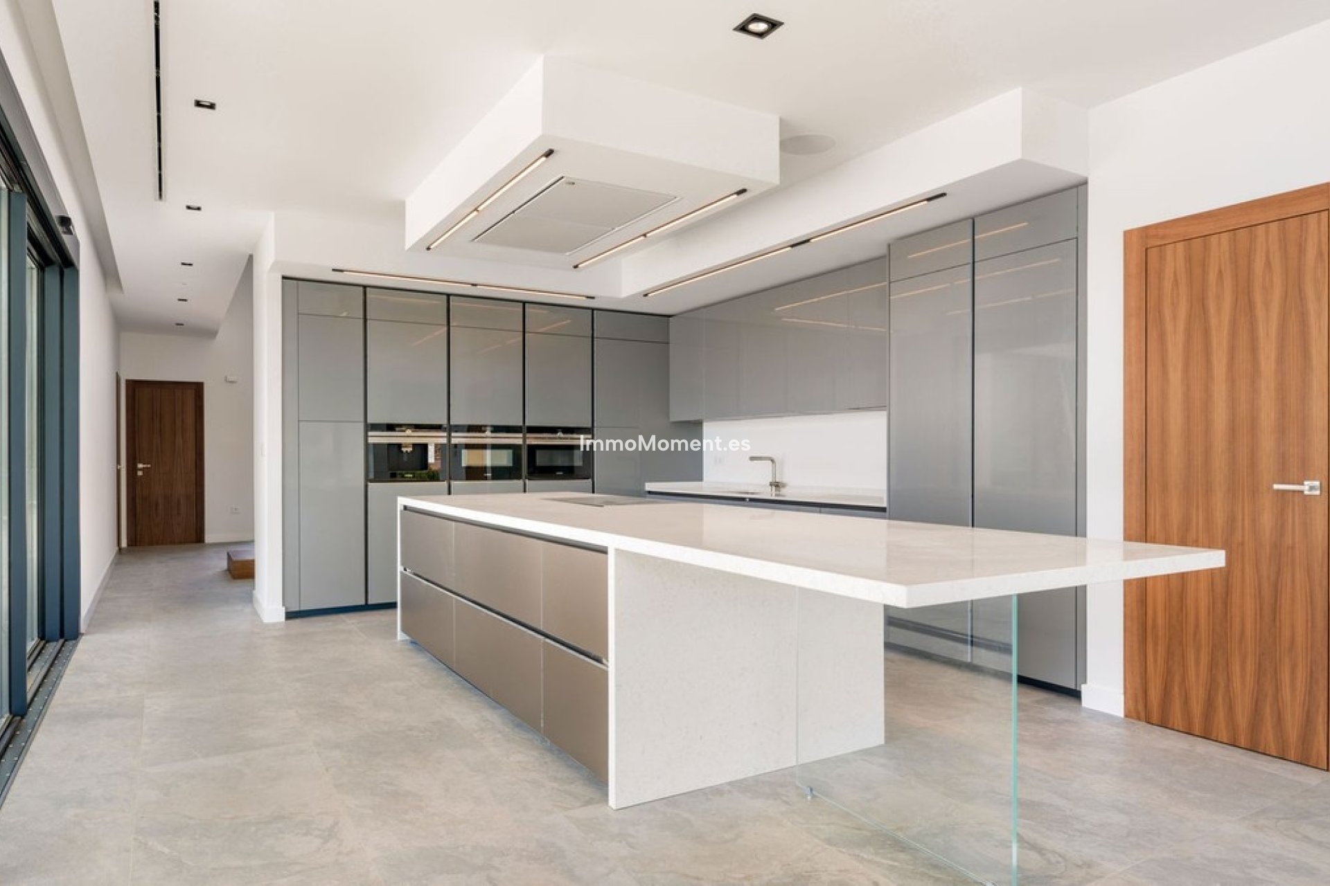 Resale - Villa - Benalmadena - Benalmadena Centro