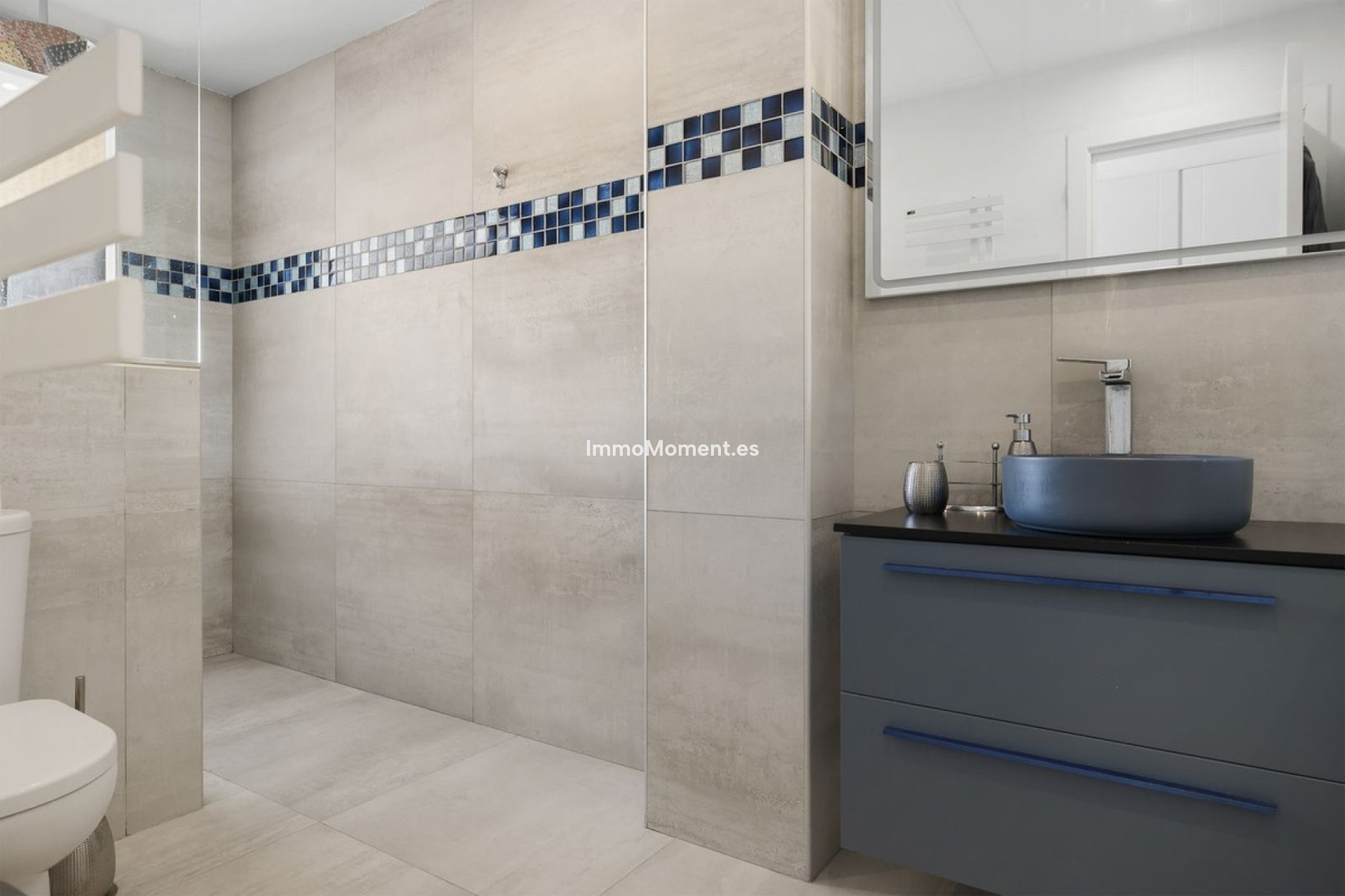 Resale - Villa - Benalmadena - Benalmadena Centro