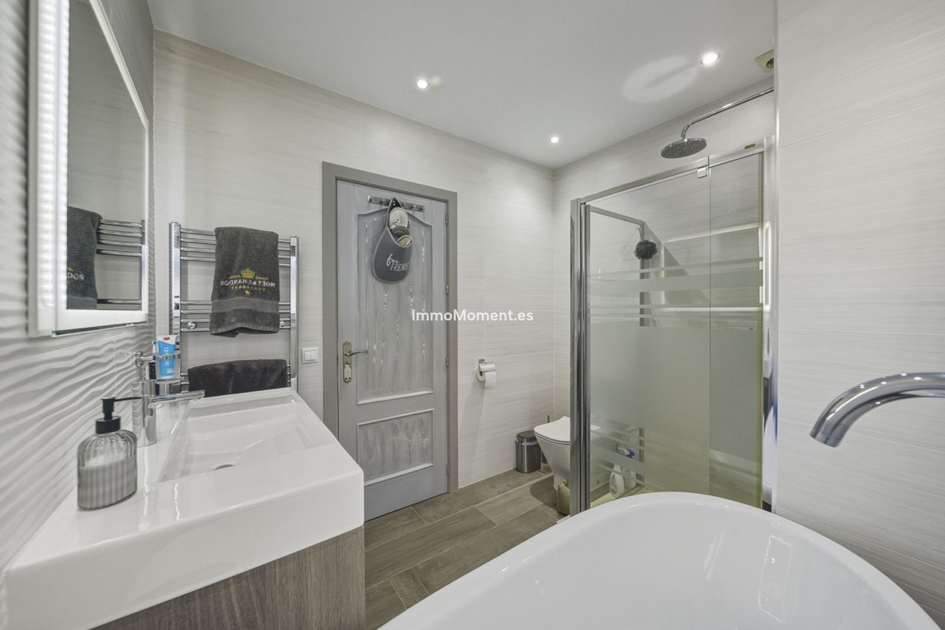 Resale - Villa - Benalmadena - Benalmadena Costa