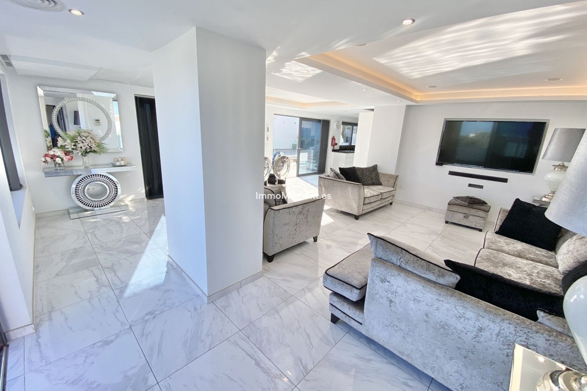 Resale - Villa - Benalmadena - Benalmadena Pueblo