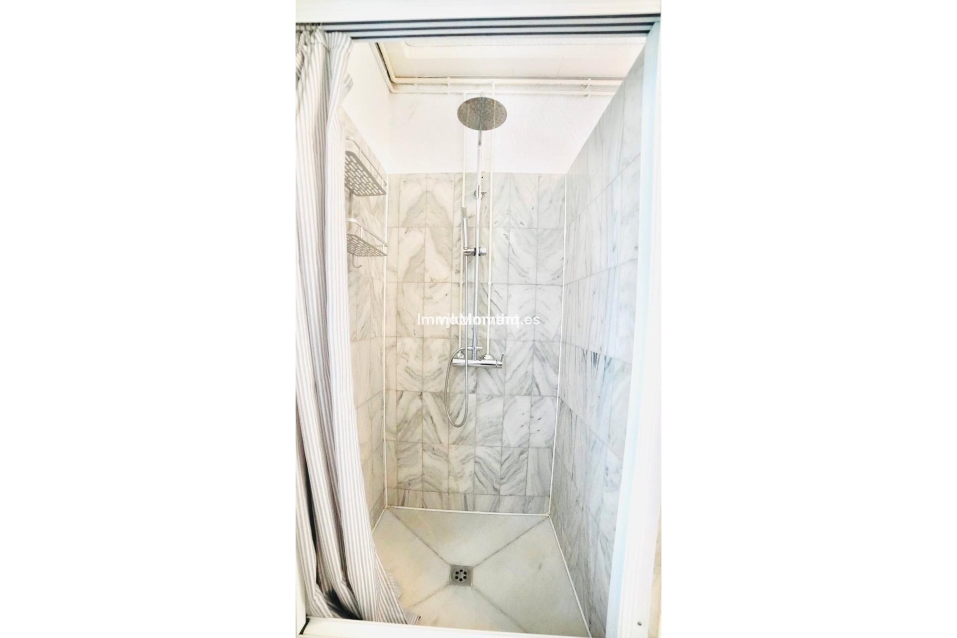 Resale - Villa - Benalmadena - Benalmadena Pueblo