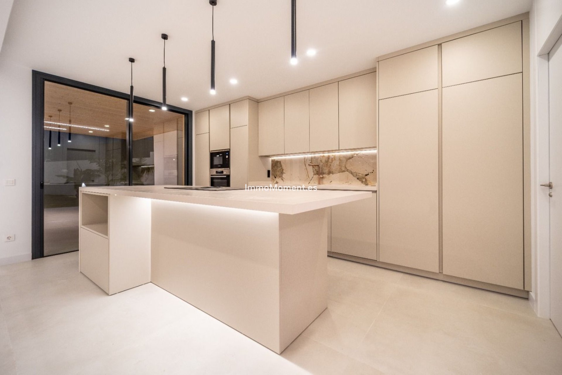 Resale - Villa - Benalmadena - La Capellania