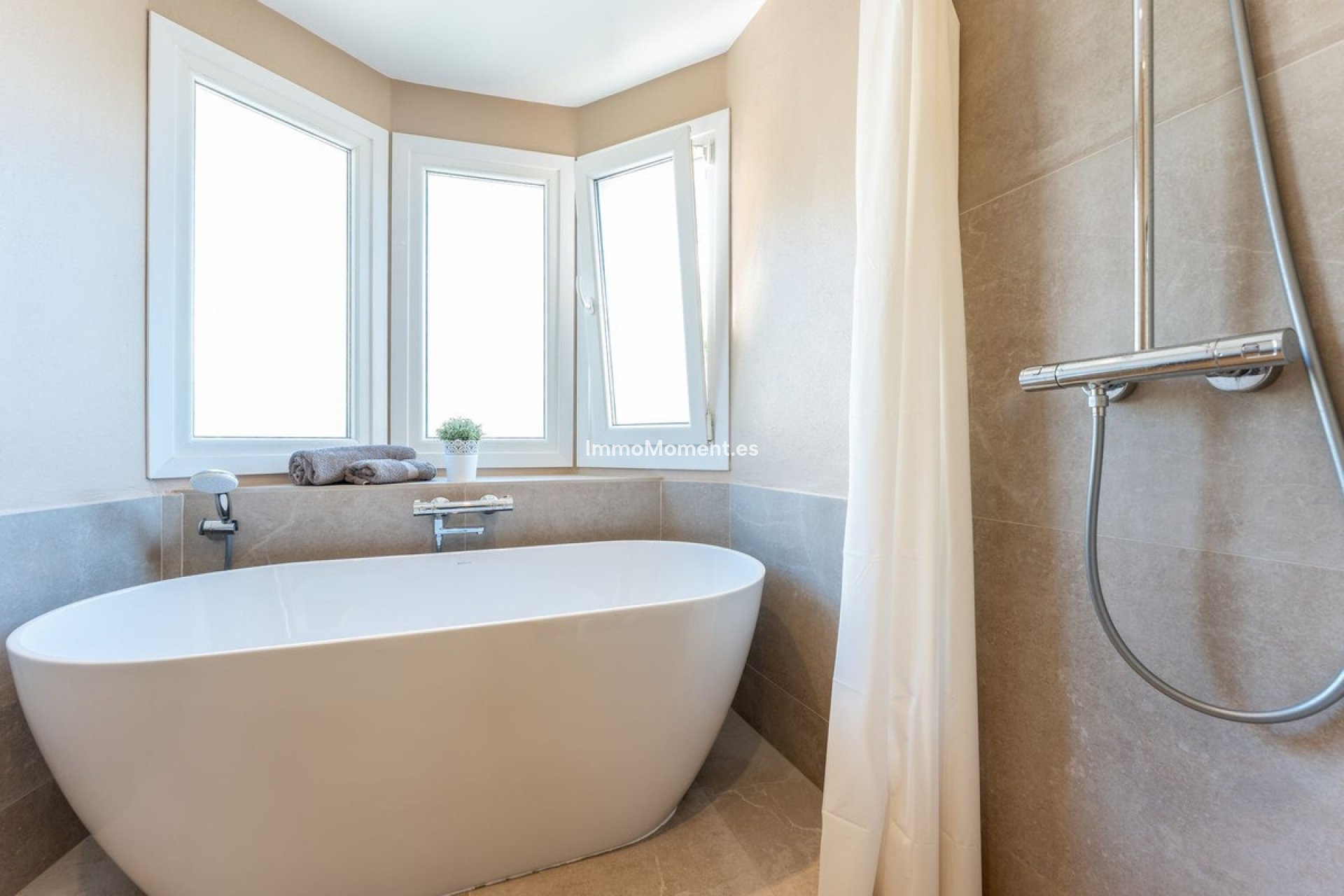 Resale - Villa - Benalmadena - La Capellania