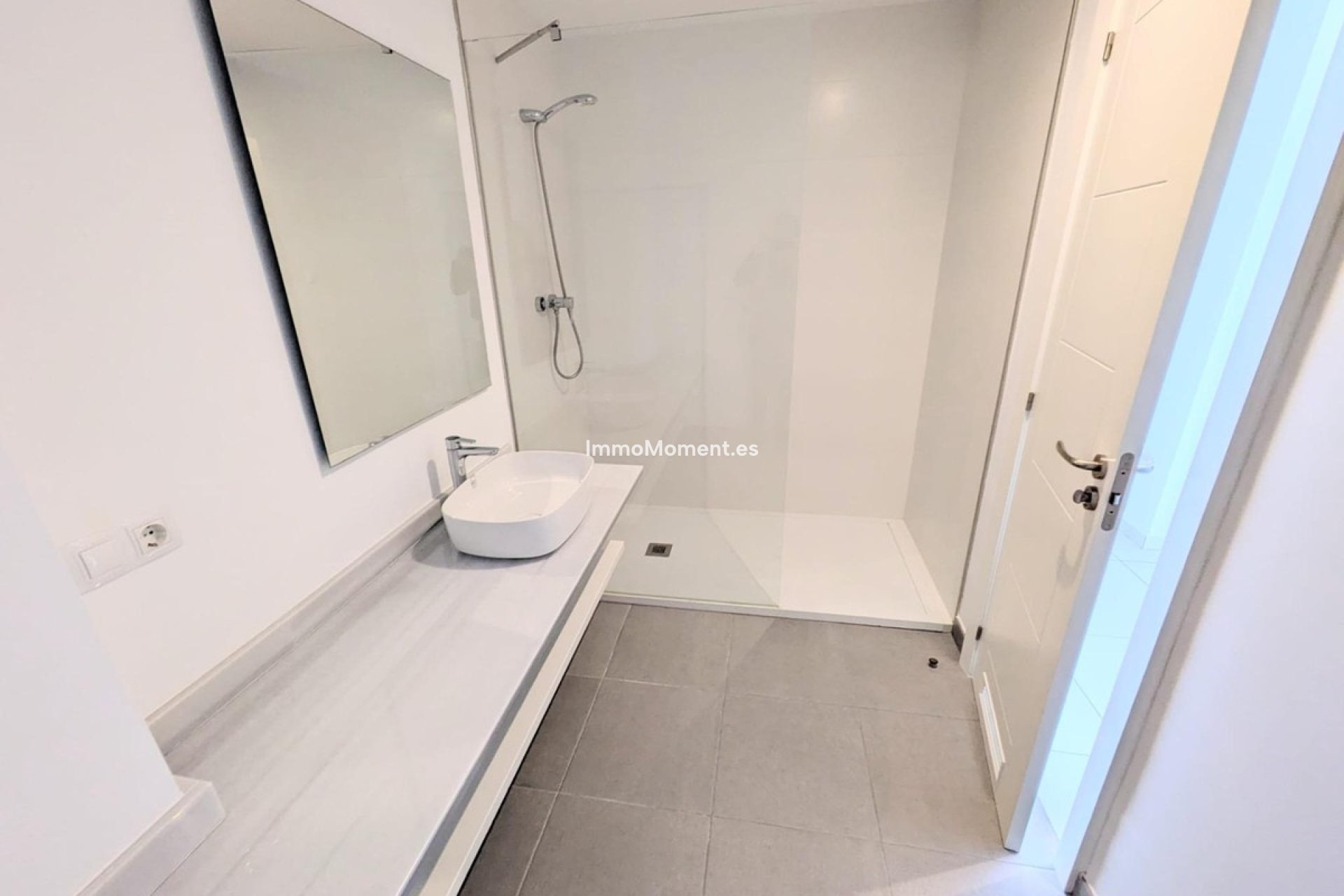 Resale - Villa - Benalmadena - Torremuelle