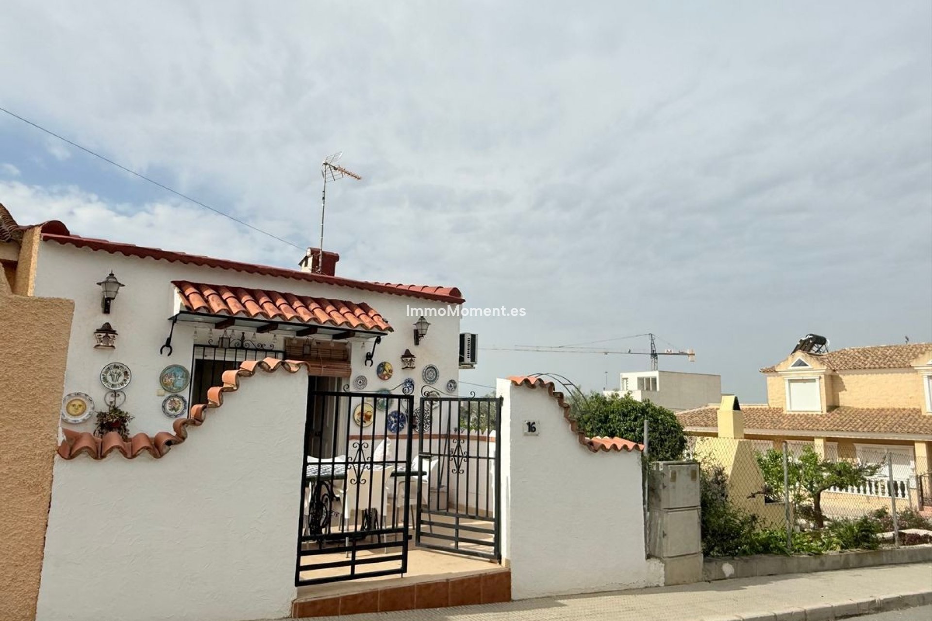 Resale - Villa - Benijofar