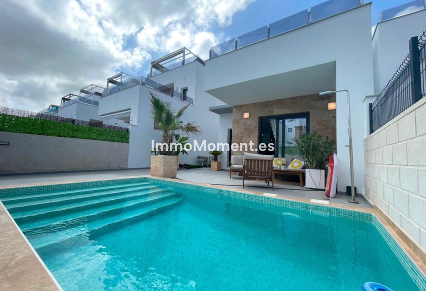 Resale - Villa - Benijofar